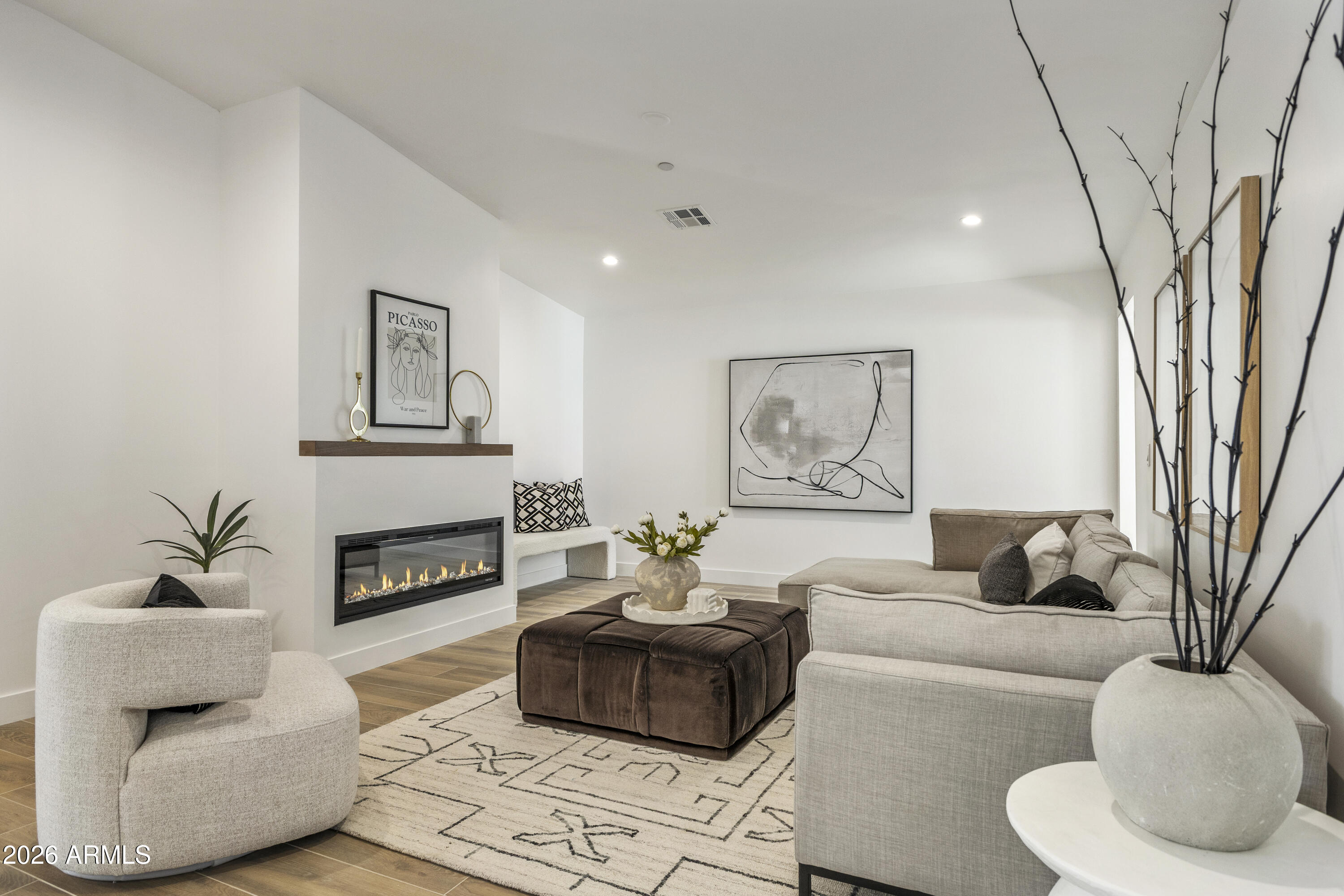 PARKCREST - Residential Lease