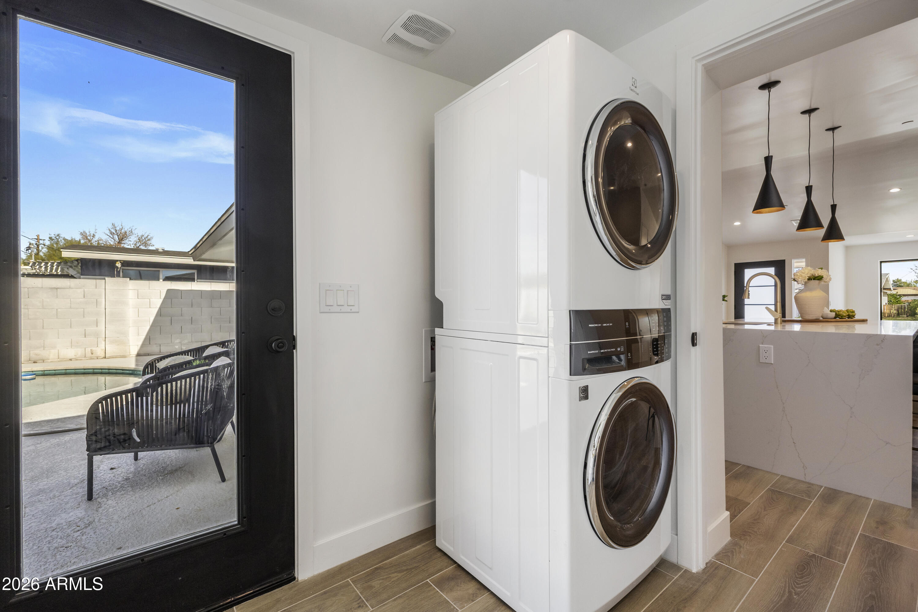 PARKCREST - Residential Lease