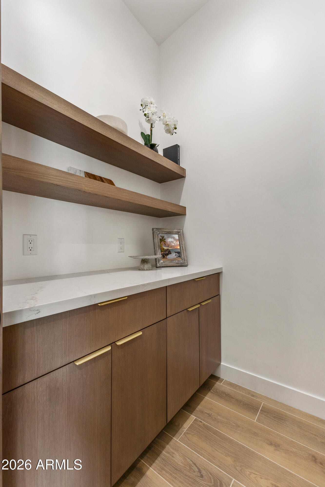PARKCREST - Residential Lease