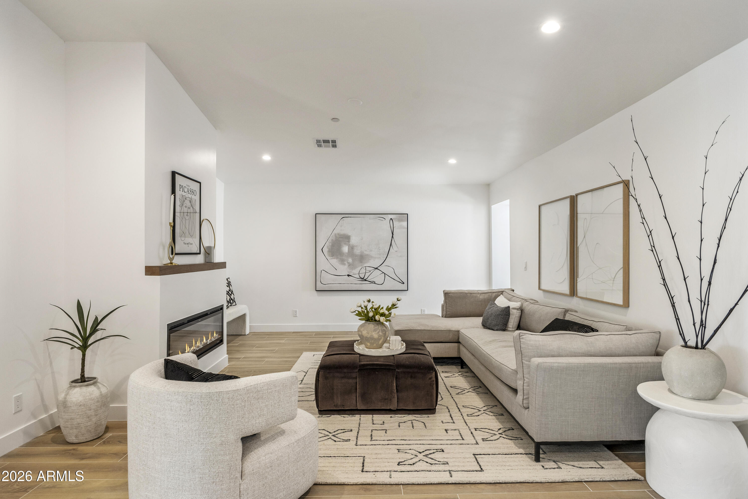 PARKCREST - Residential Lease