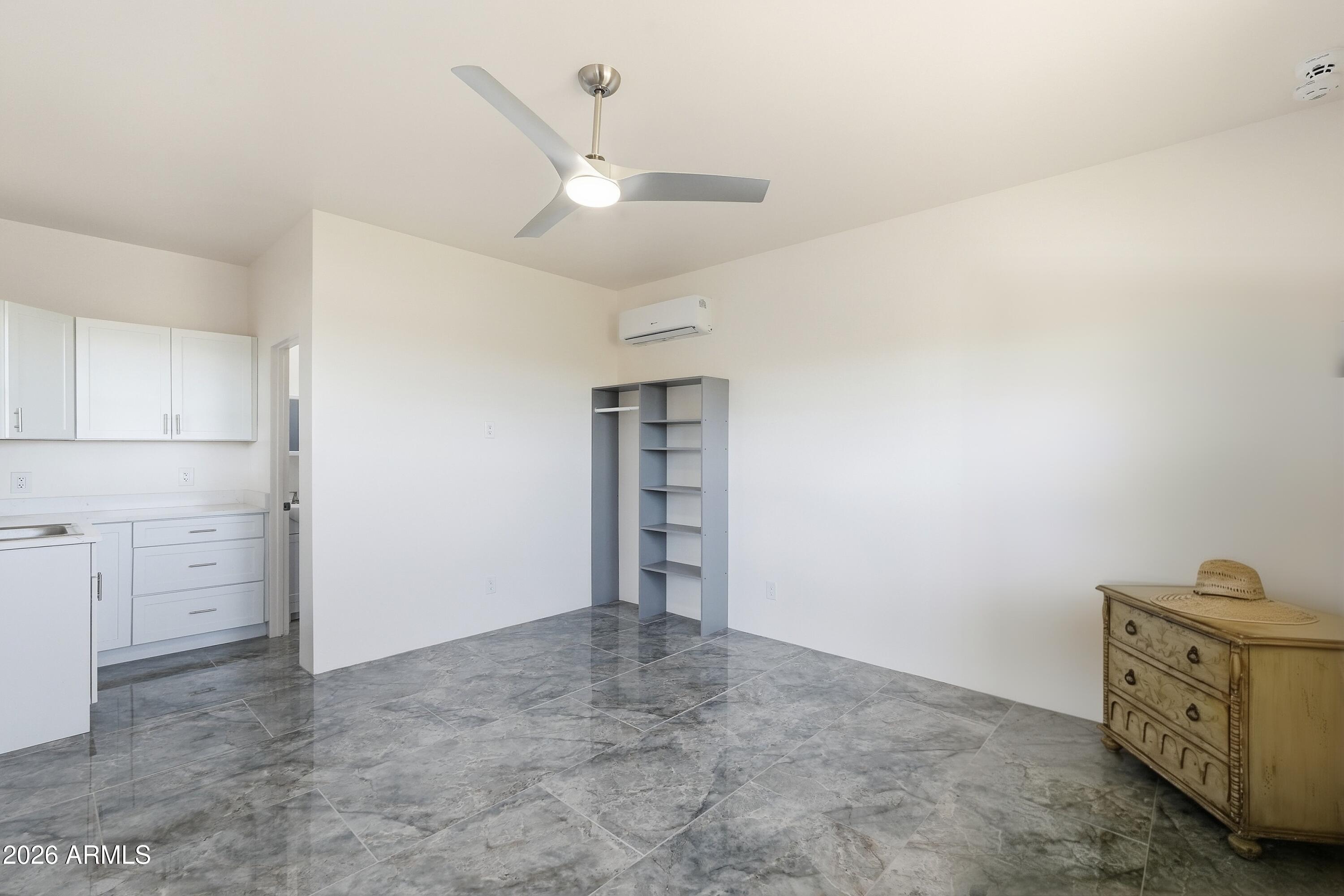 TONTO HILLS - Residential