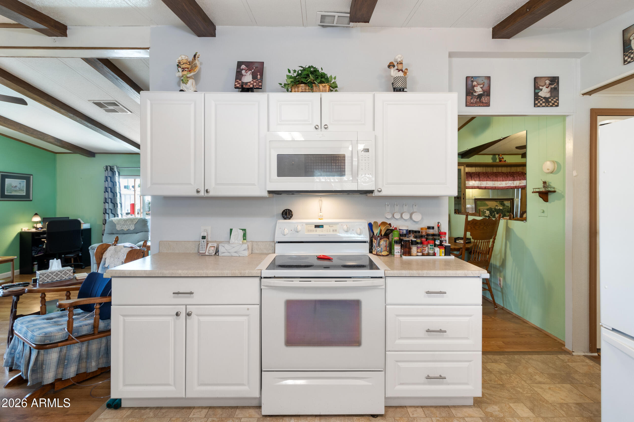 HOLIDAY PALMS 55+ COMMUNITY - Residential
