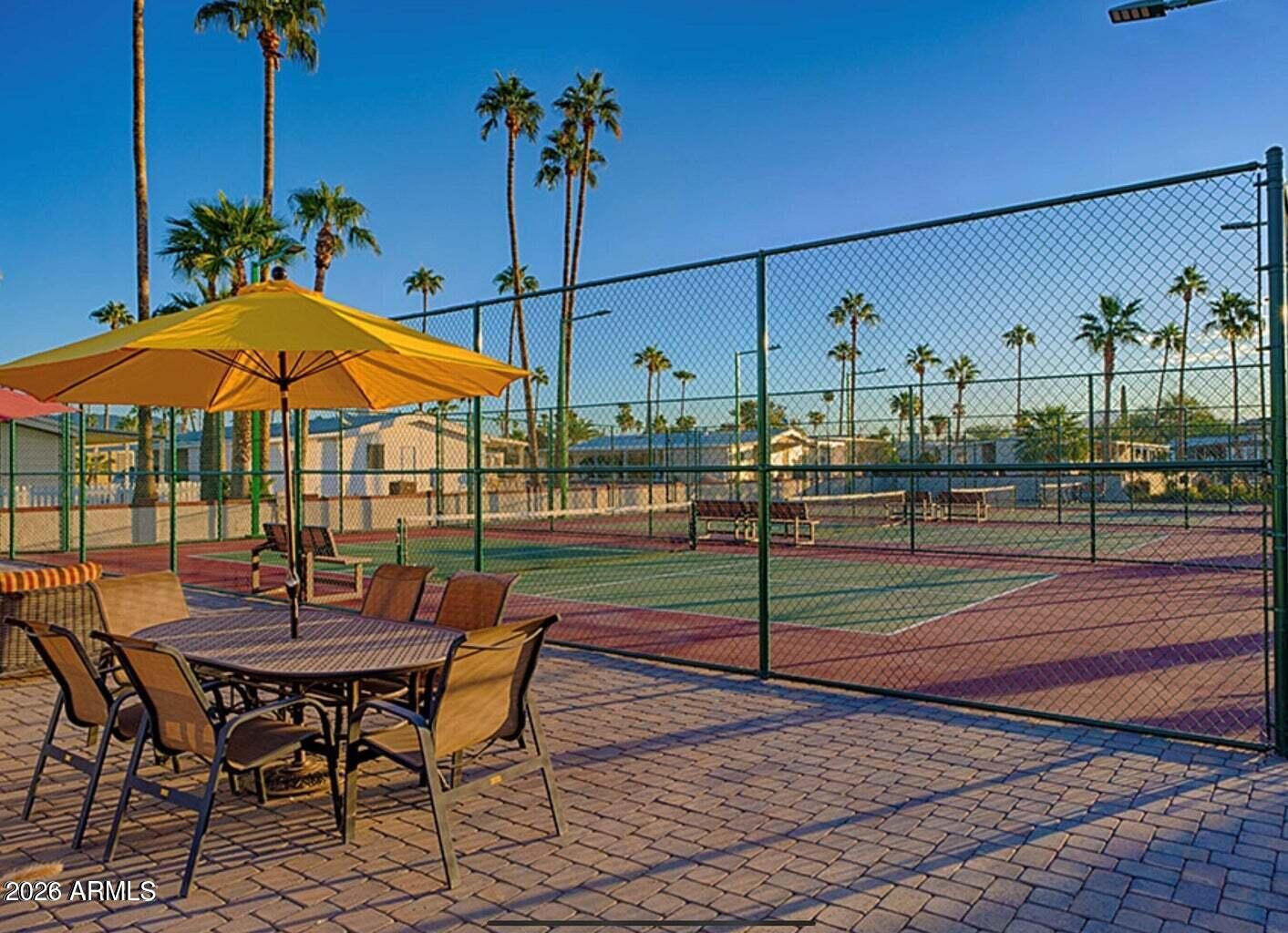 HOLIDAY PALMS 55+ COMMUNITY - Residential