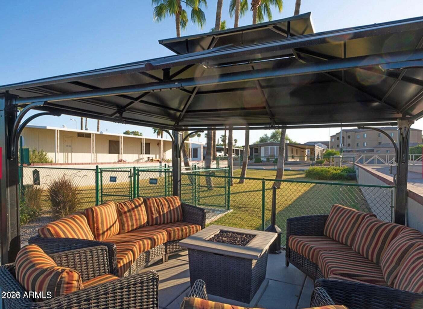 HOLIDAY PALMS 55+ COMMUNITY - Residential