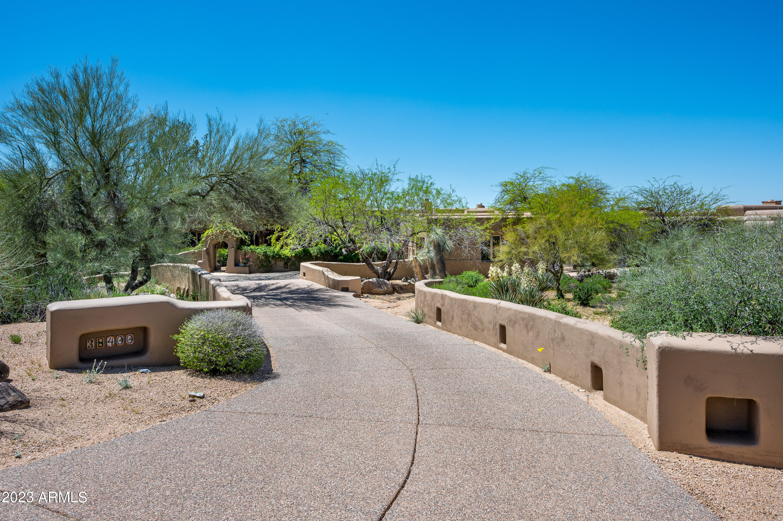 DESERT MOUNTAIN - Residential