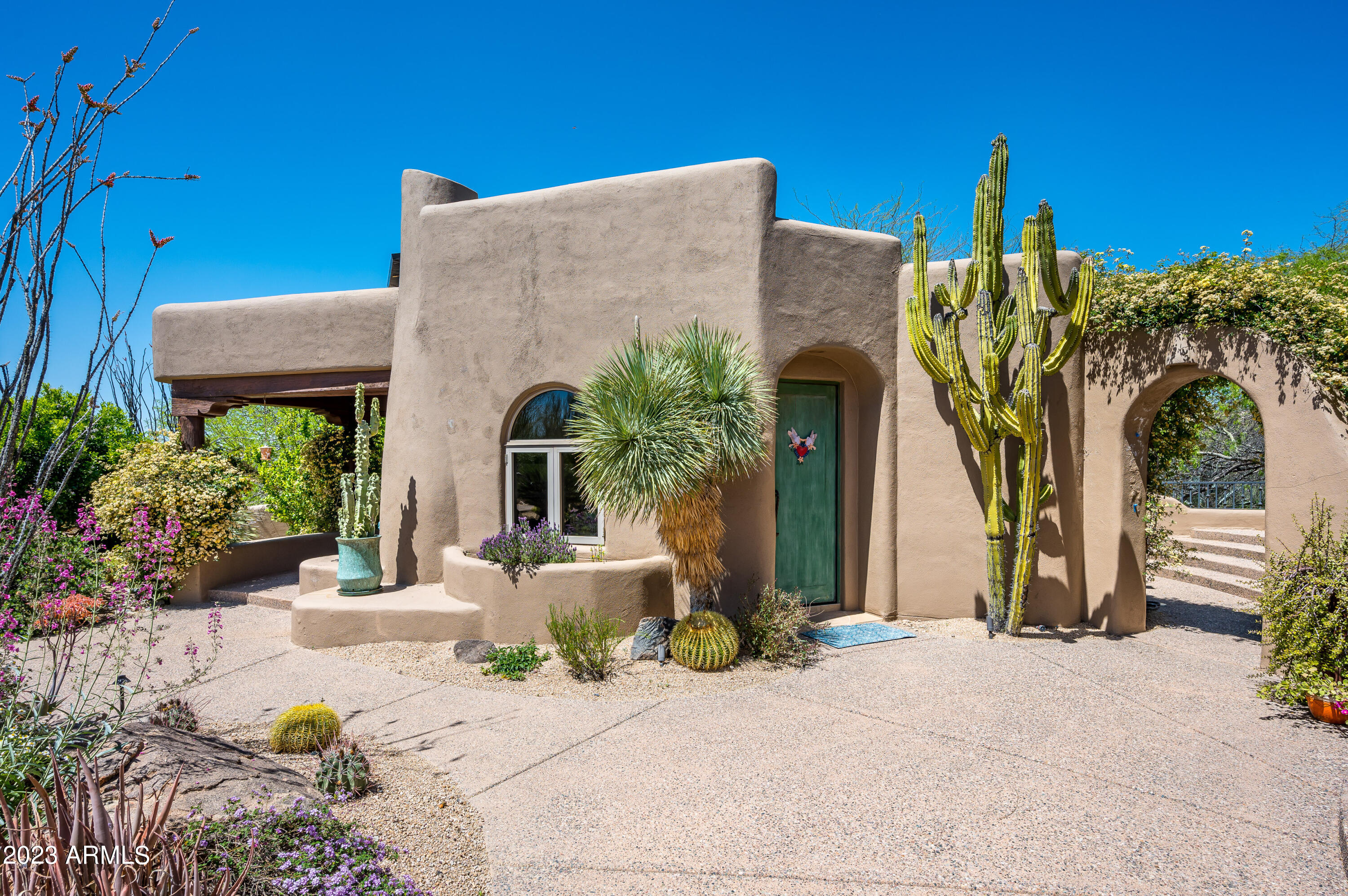 DESERT MOUNTAIN - Residential