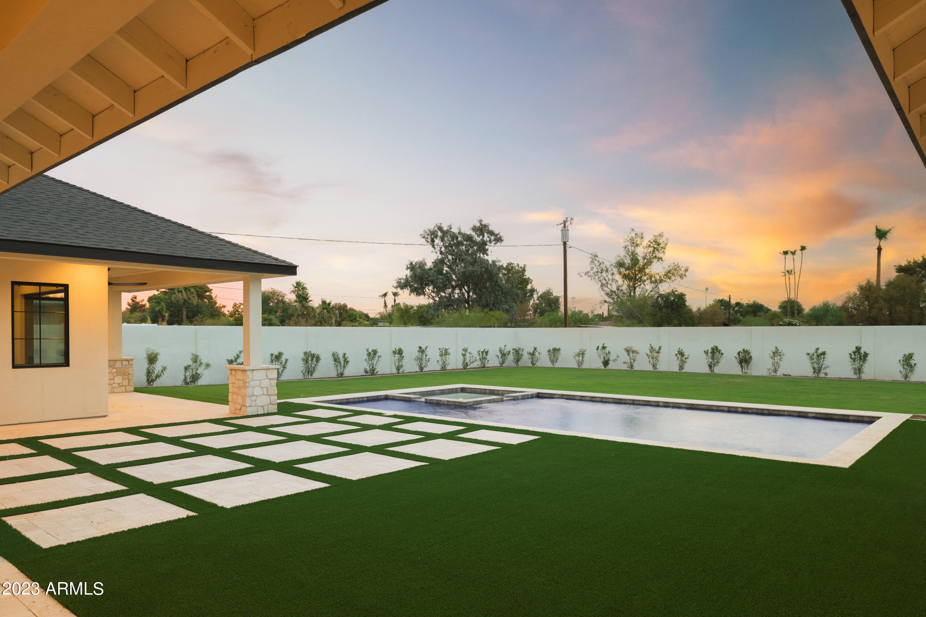 BOB-O-LINK - Residential