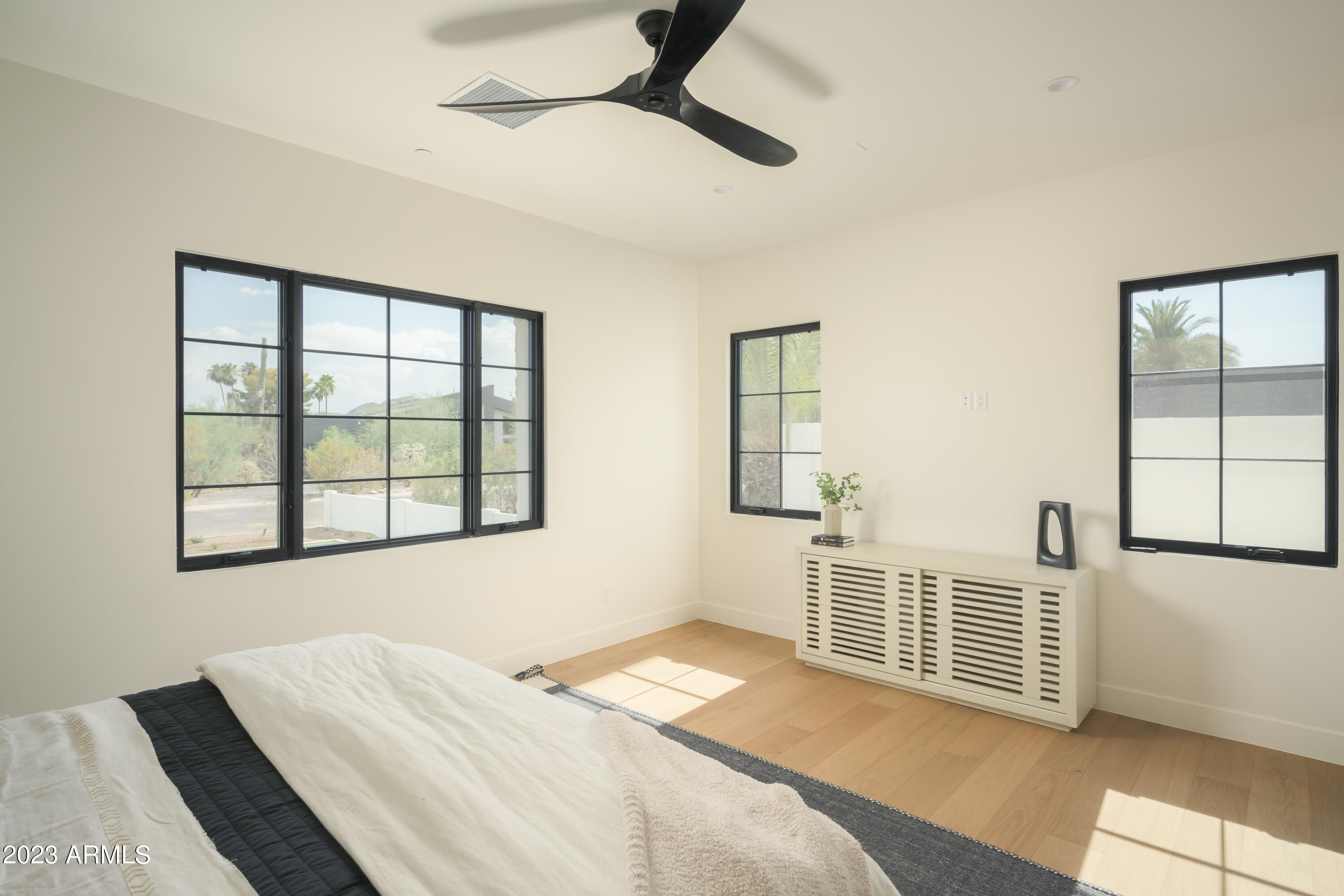 BOB-O-LINK - Residential
