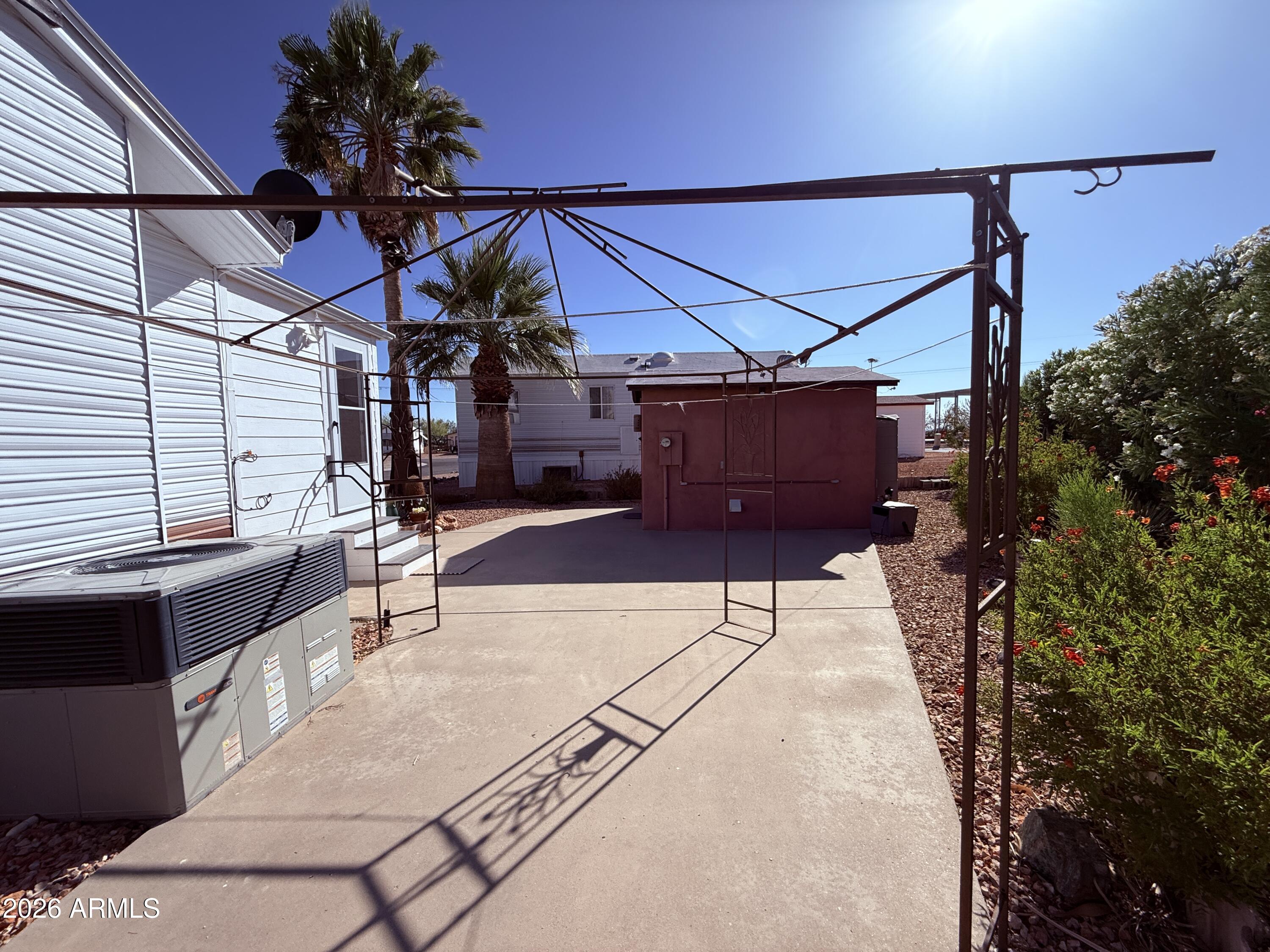 ESCAPEES AT NORTH RANCH - Residential