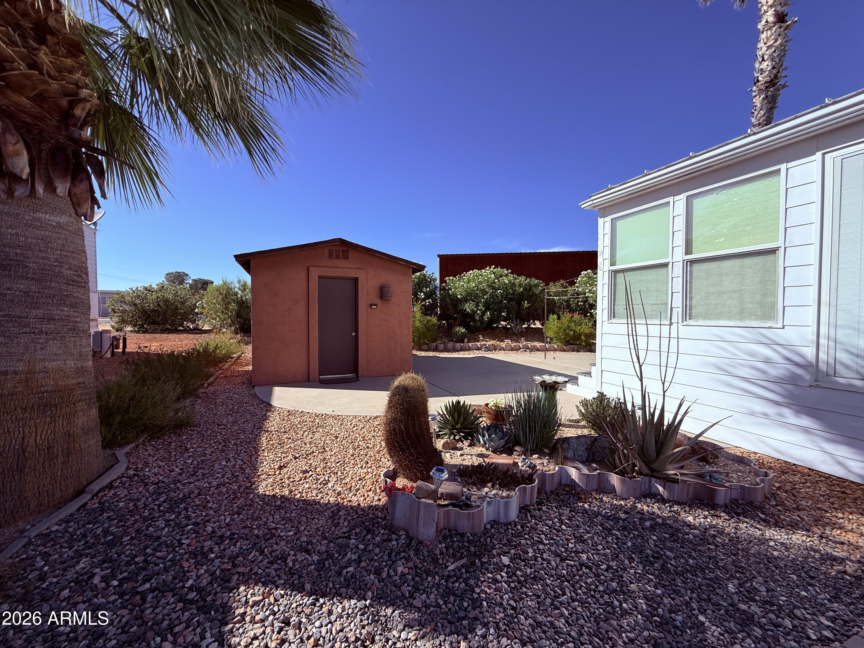 ESCAPEES AT NORTH RANCH - Residential