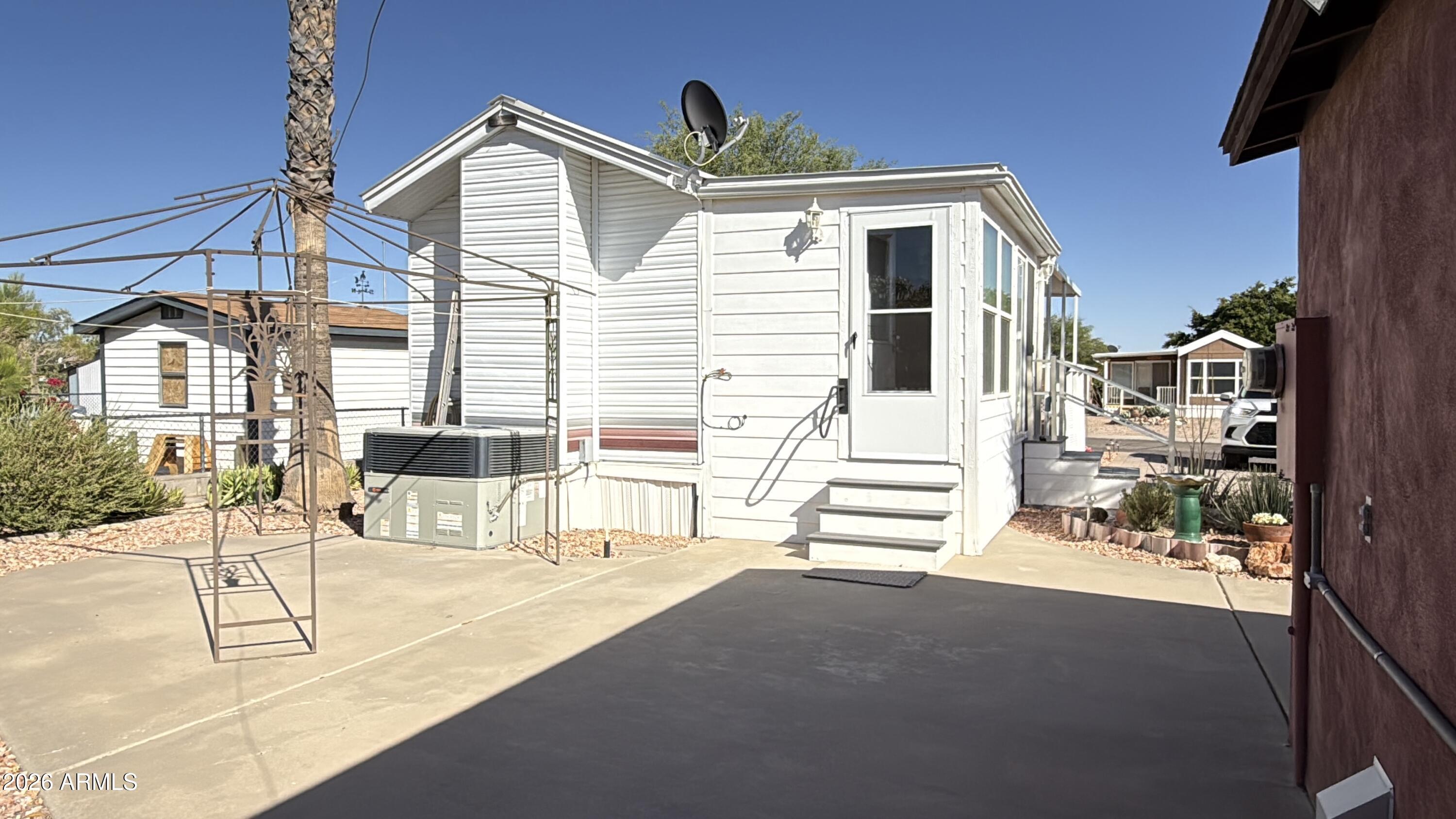 ESCAPEES AT NORTH RANCH - Residential