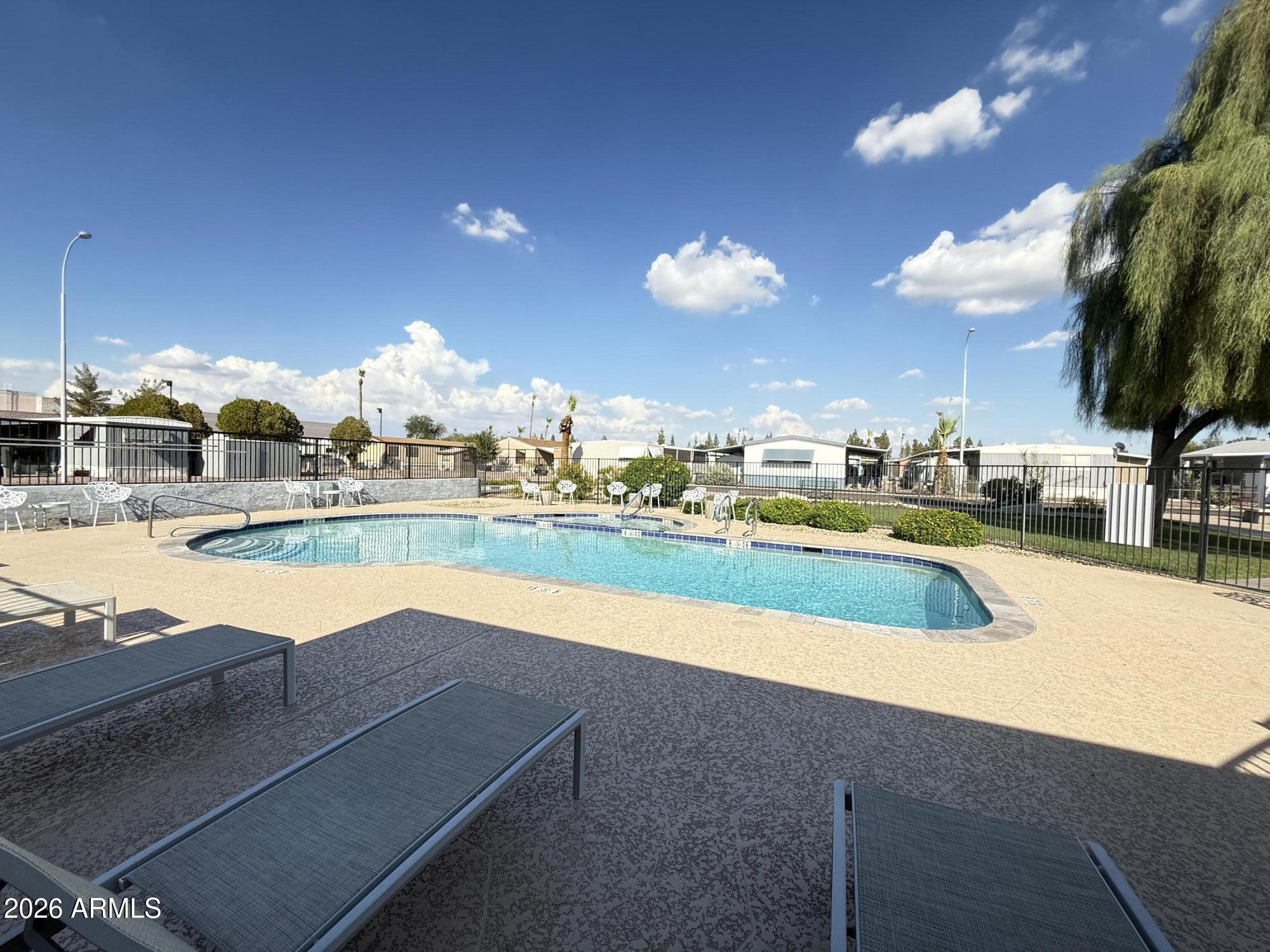 ALMA MEADOWS - Residential