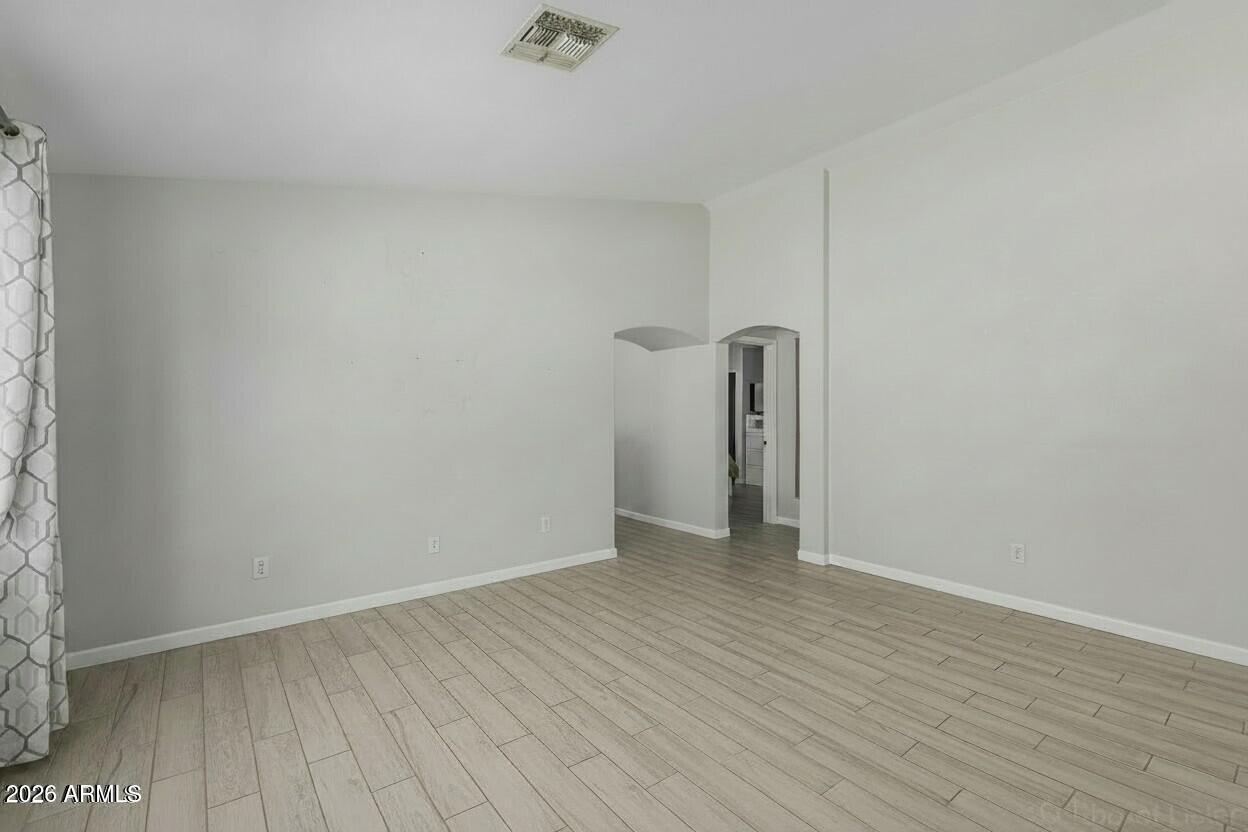 SUNDIAL UNIT 1 - Residential