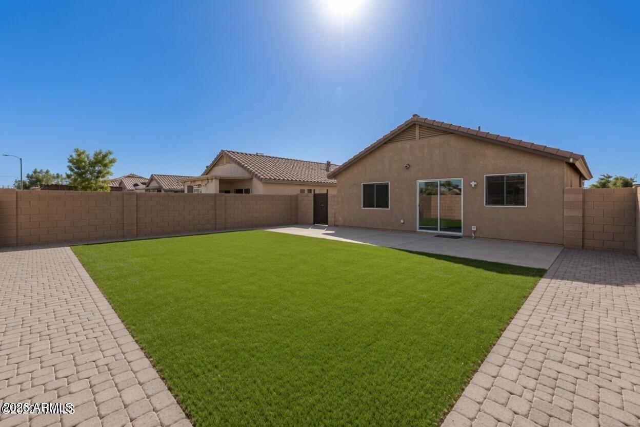 SUNDIAL UNIT 1 - Residential
