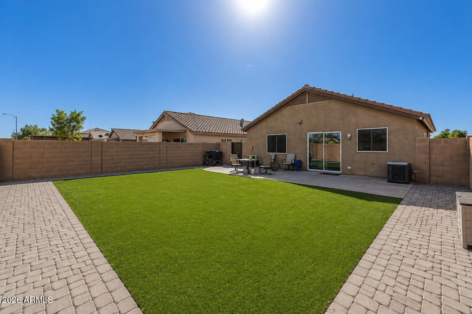 SUNDIAL UNIT 1 - Residential