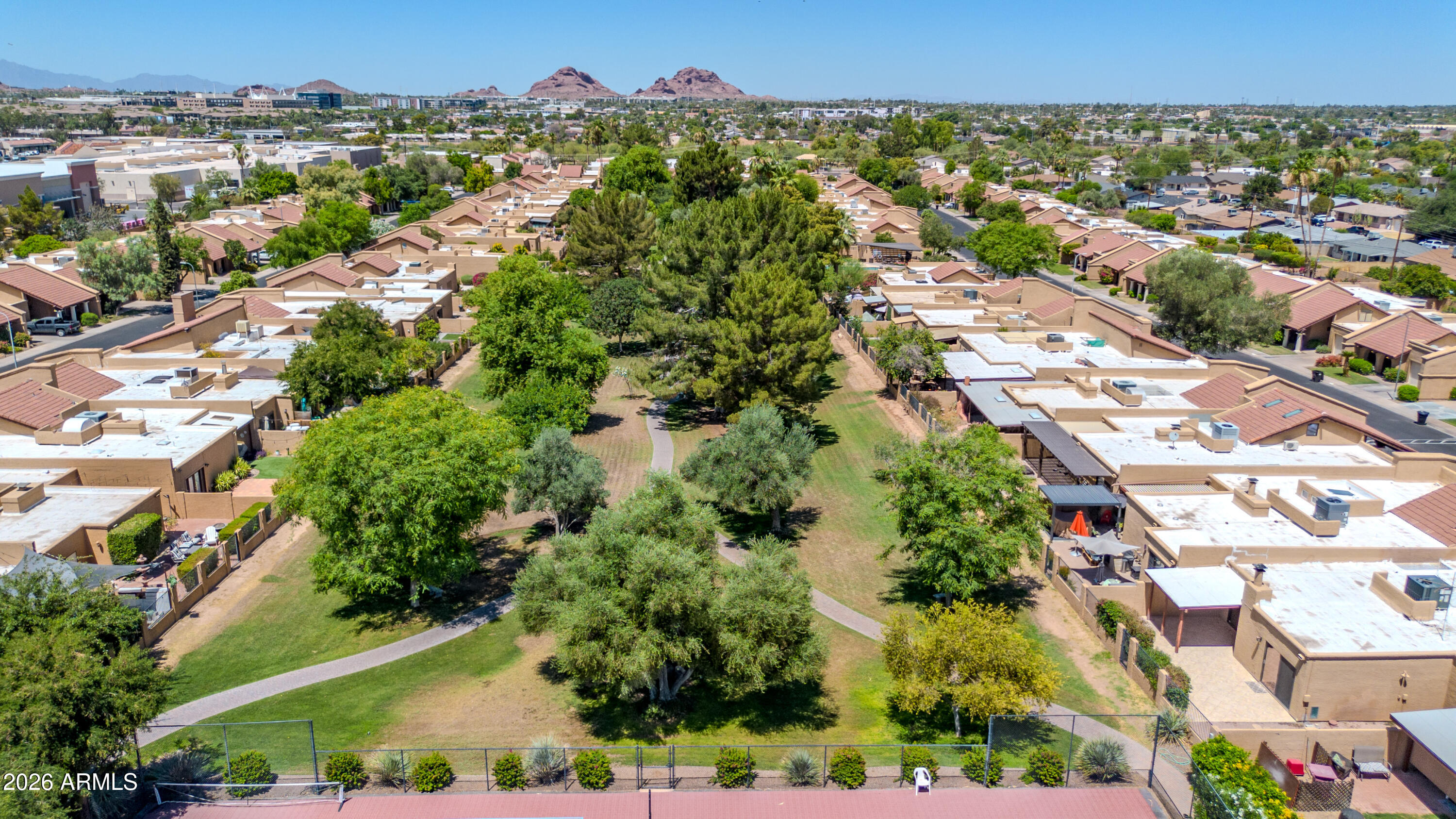 HACIENDA DEL REY - Residential