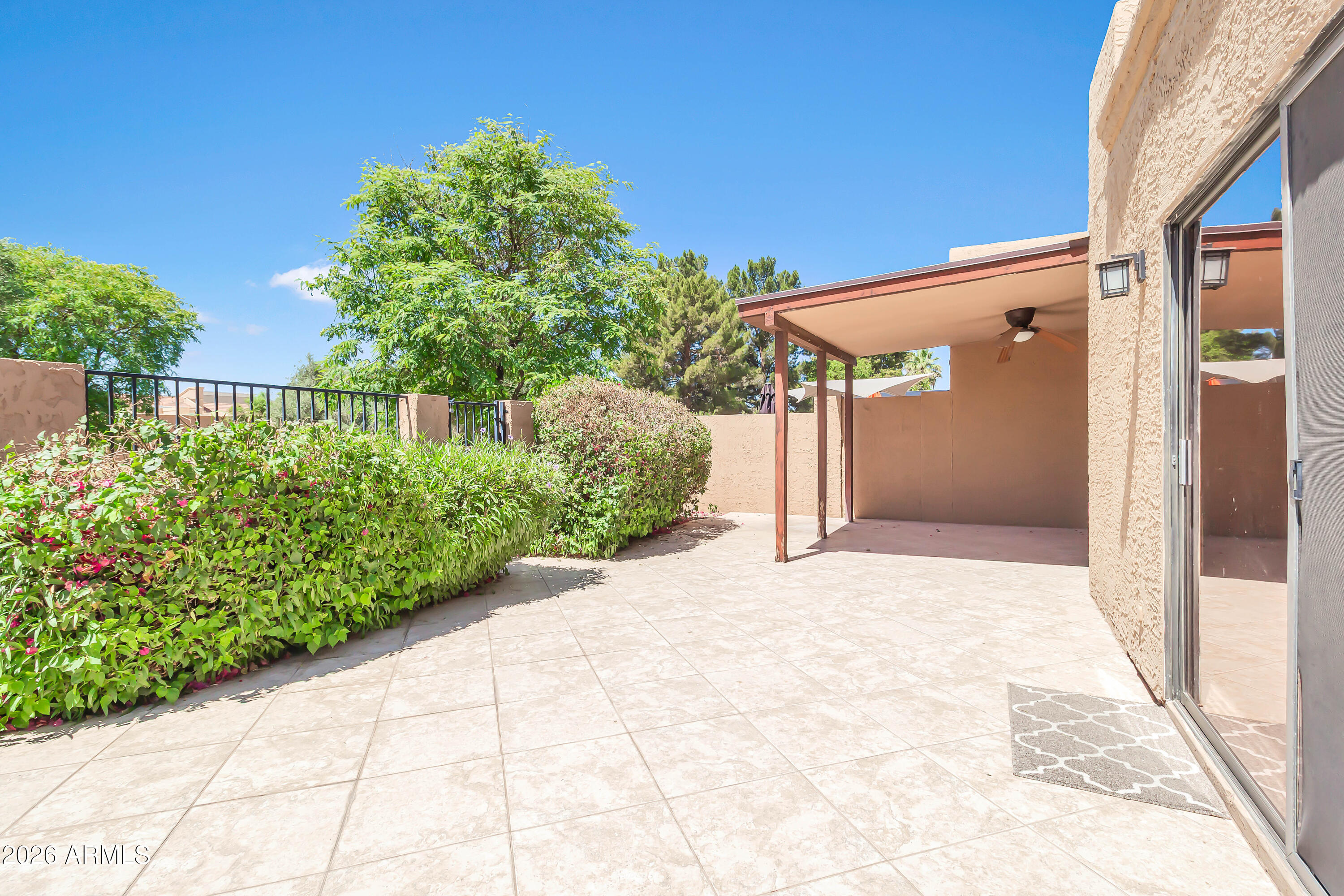 HACIENDA DEL REY - Residential