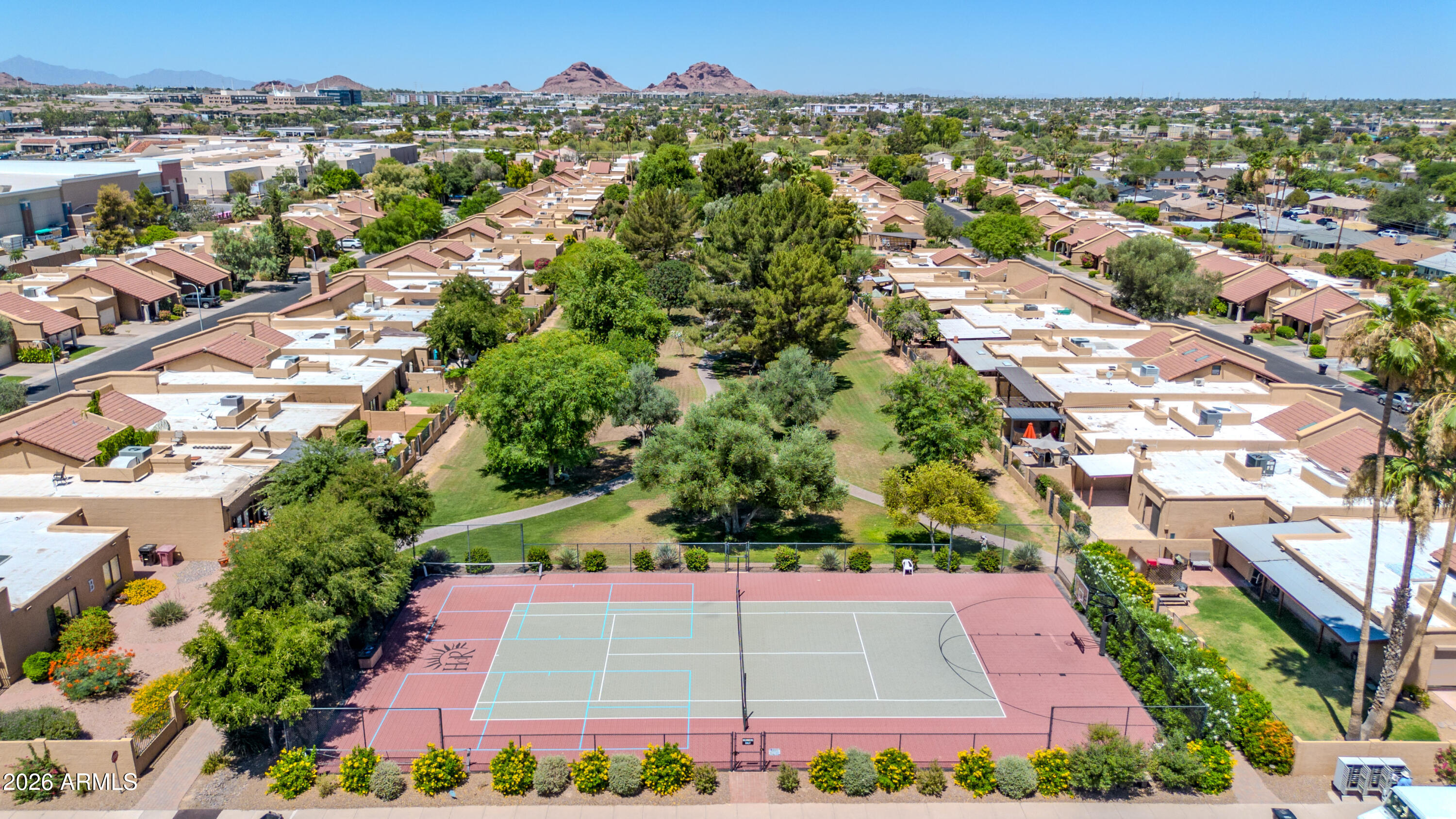 HACIENDA DEL REY - Residential
