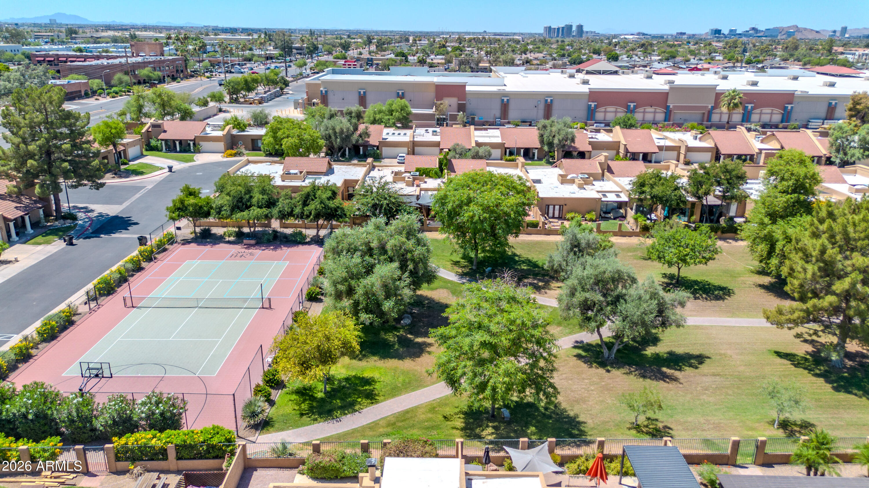 HACIENDA DEL REY - Residential