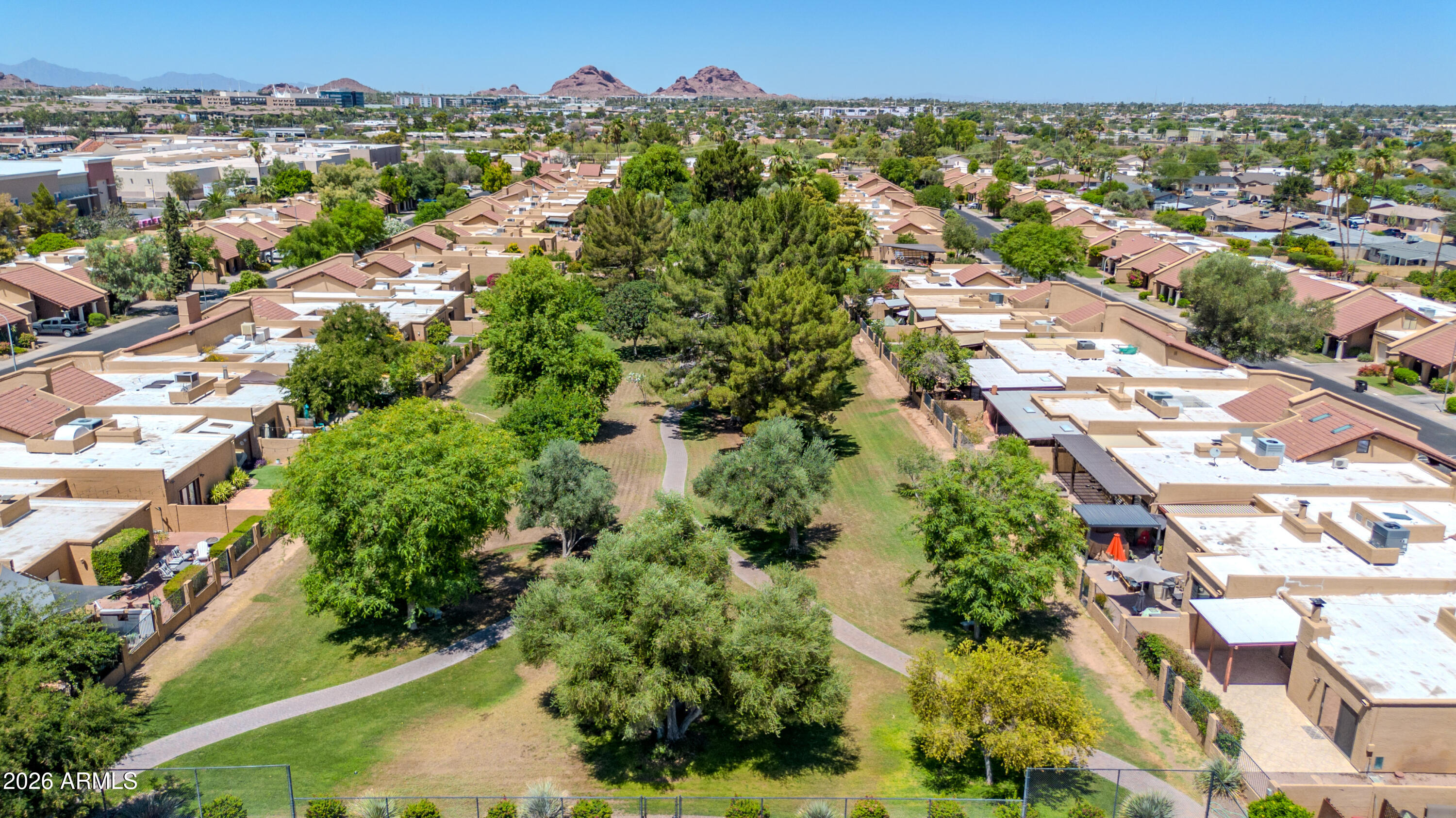 HACIENDA DEL REY - Residential