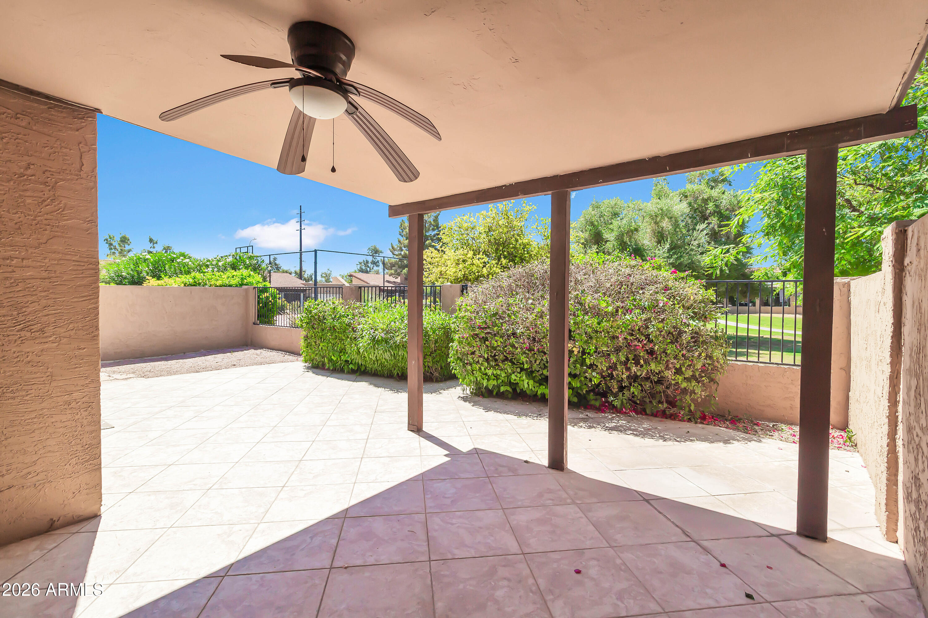 HACIENDA DEL REY - Residential