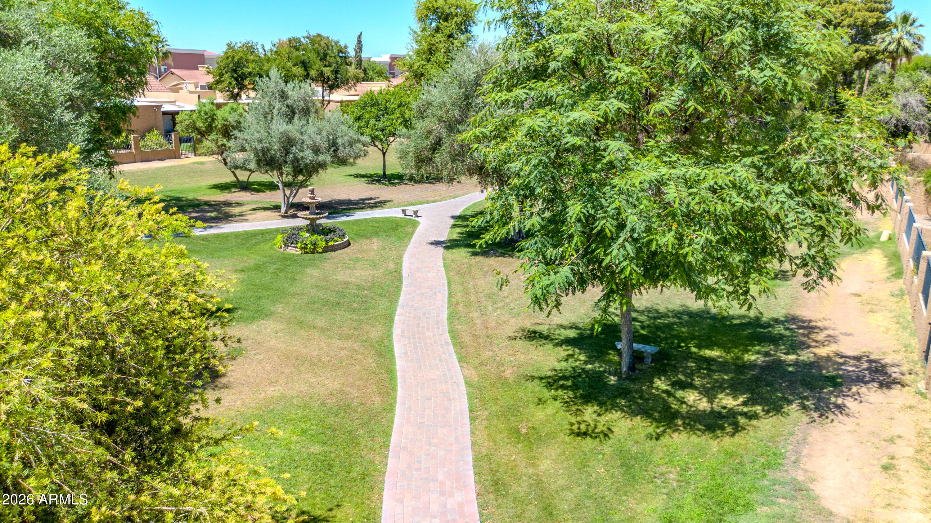 HACIENDA DEL REY - Residential