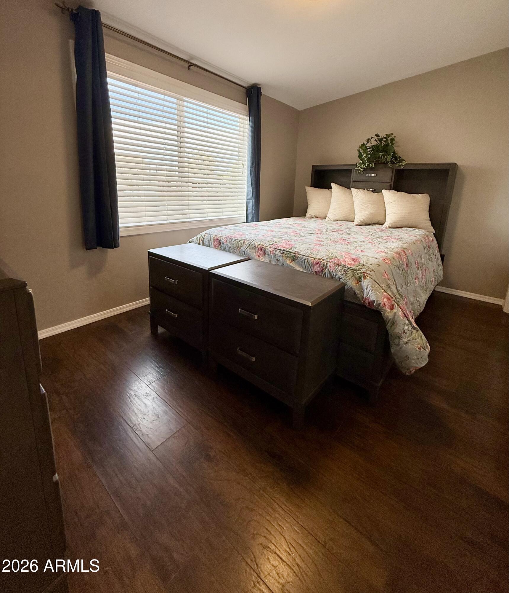 GARDEN CANYON - Residential