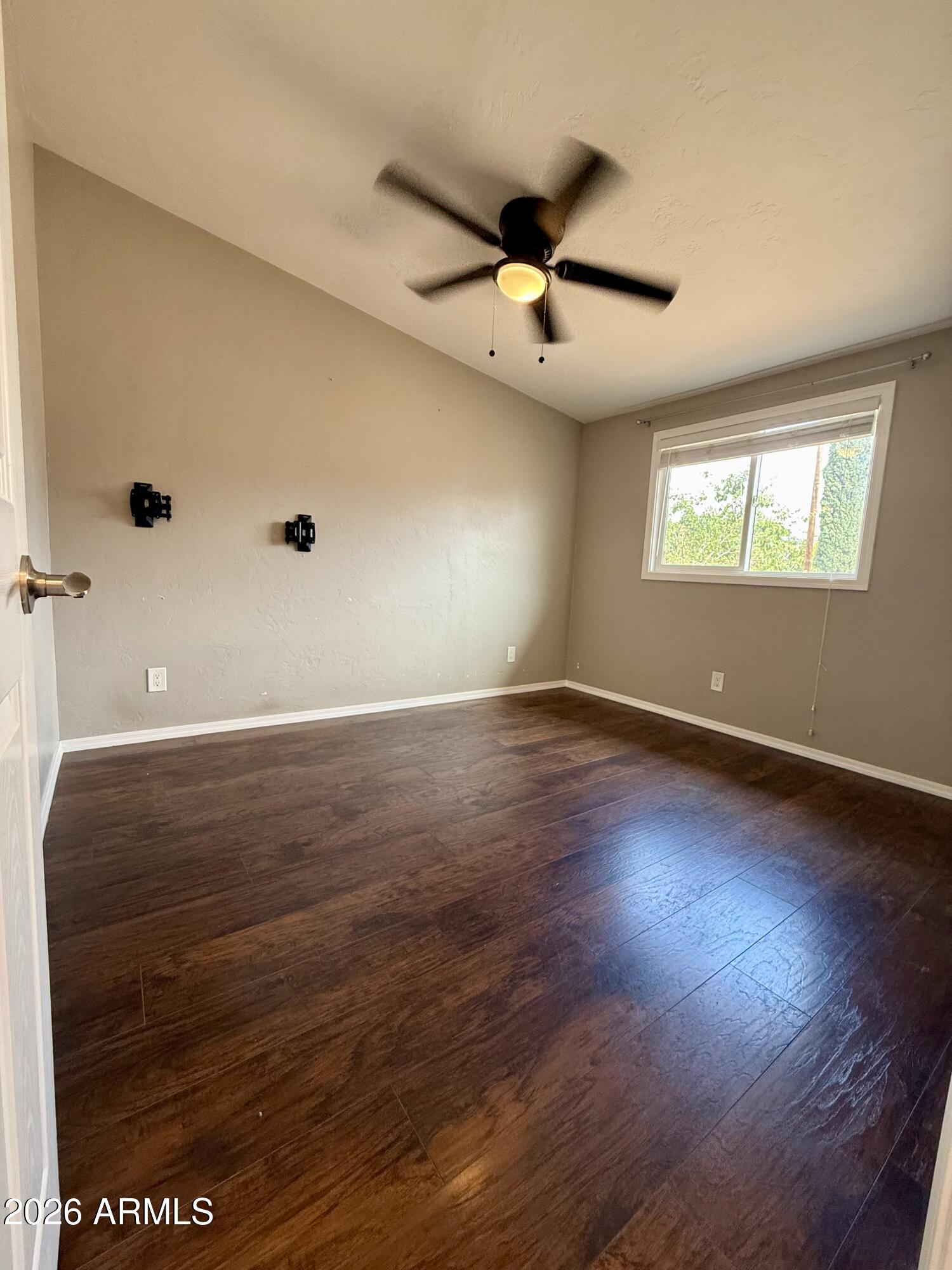 GARDEN CANYON - Residential