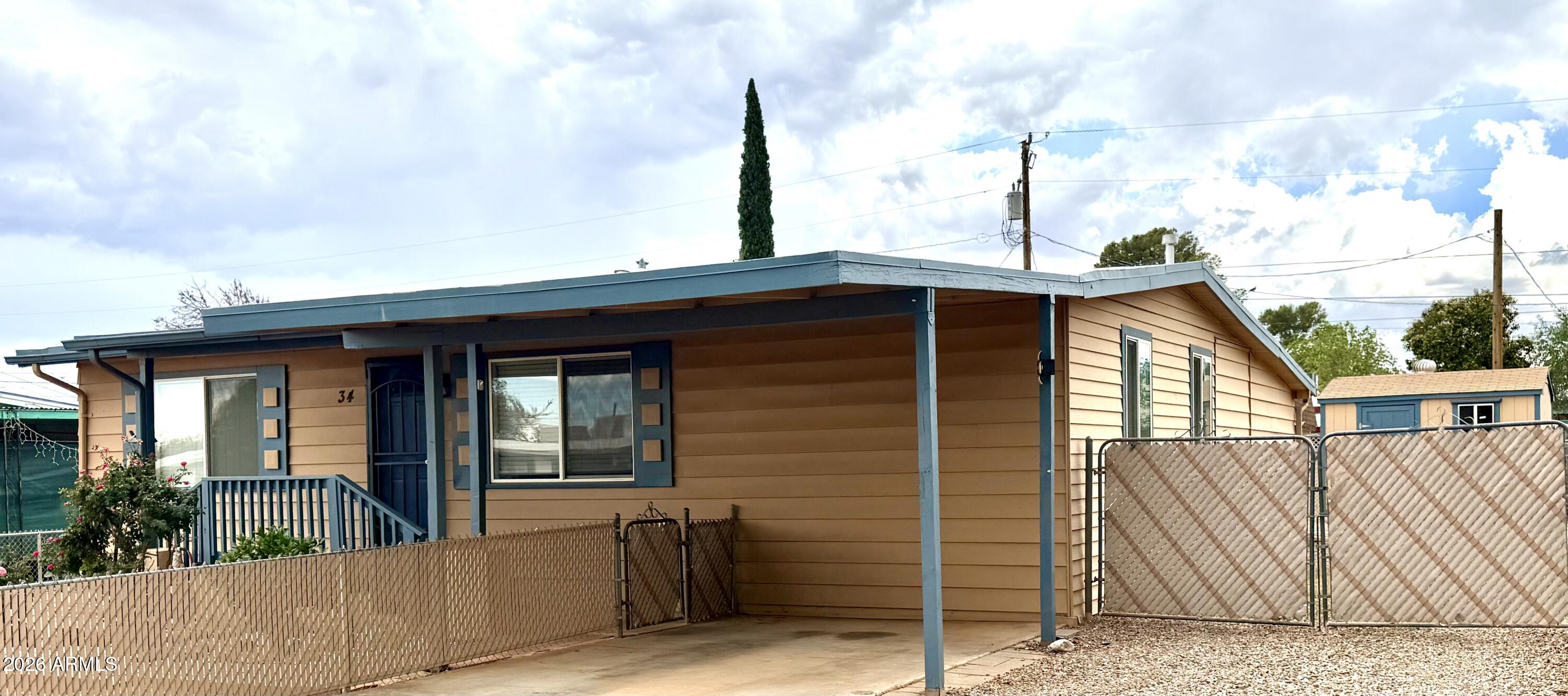 GARDEN CANYON - Residential
