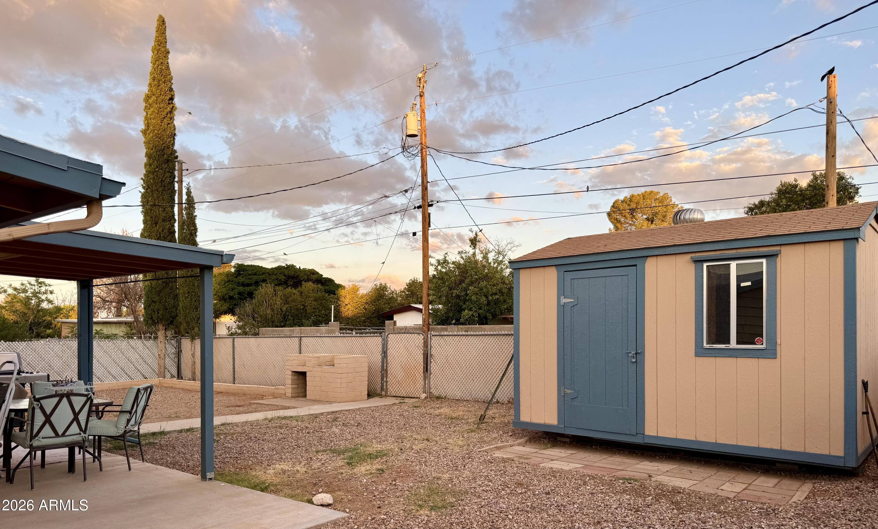 GARDEN CANYON - Residential