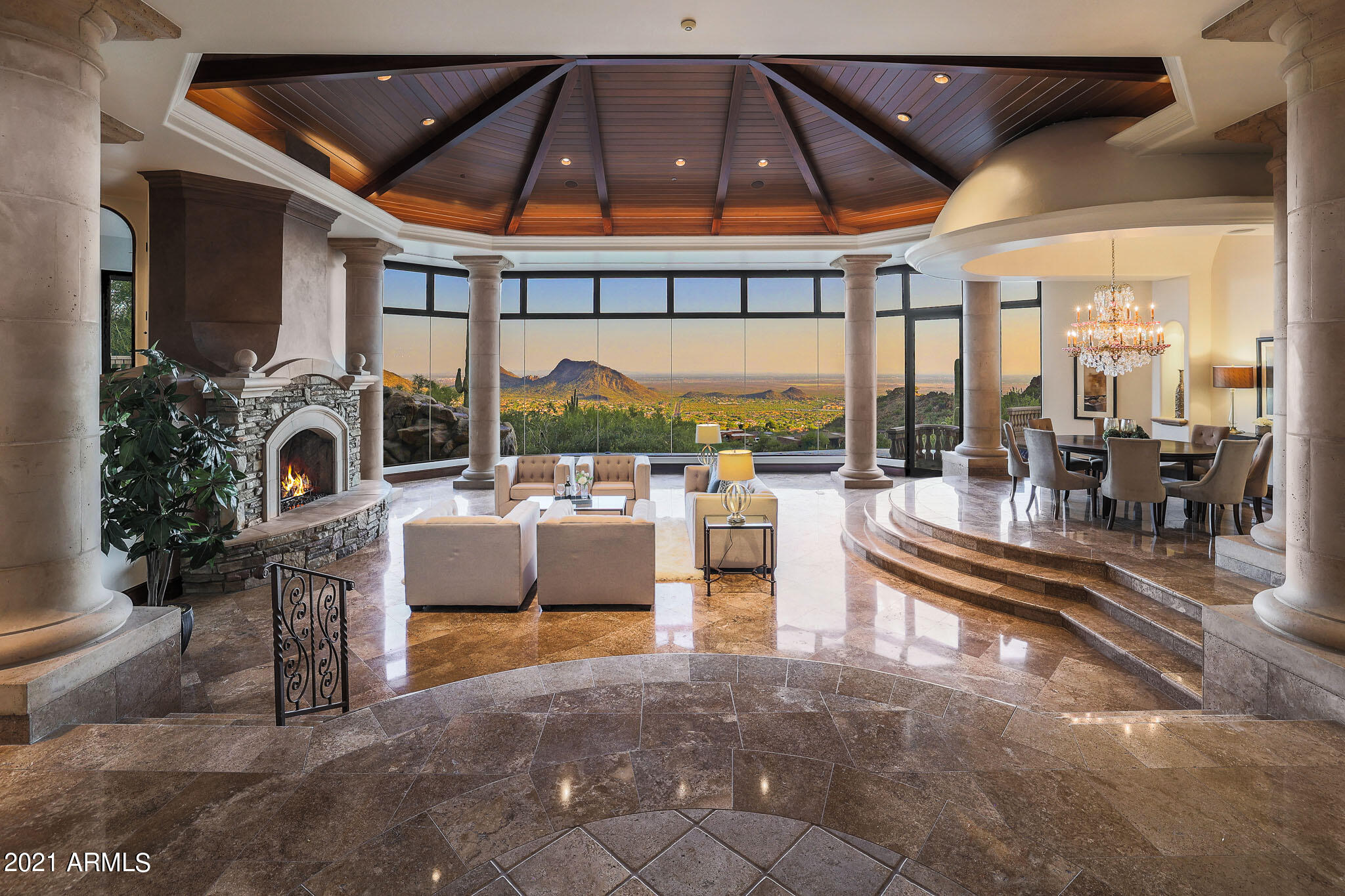 SCOTTSDALE MOUNTAIN - Residential