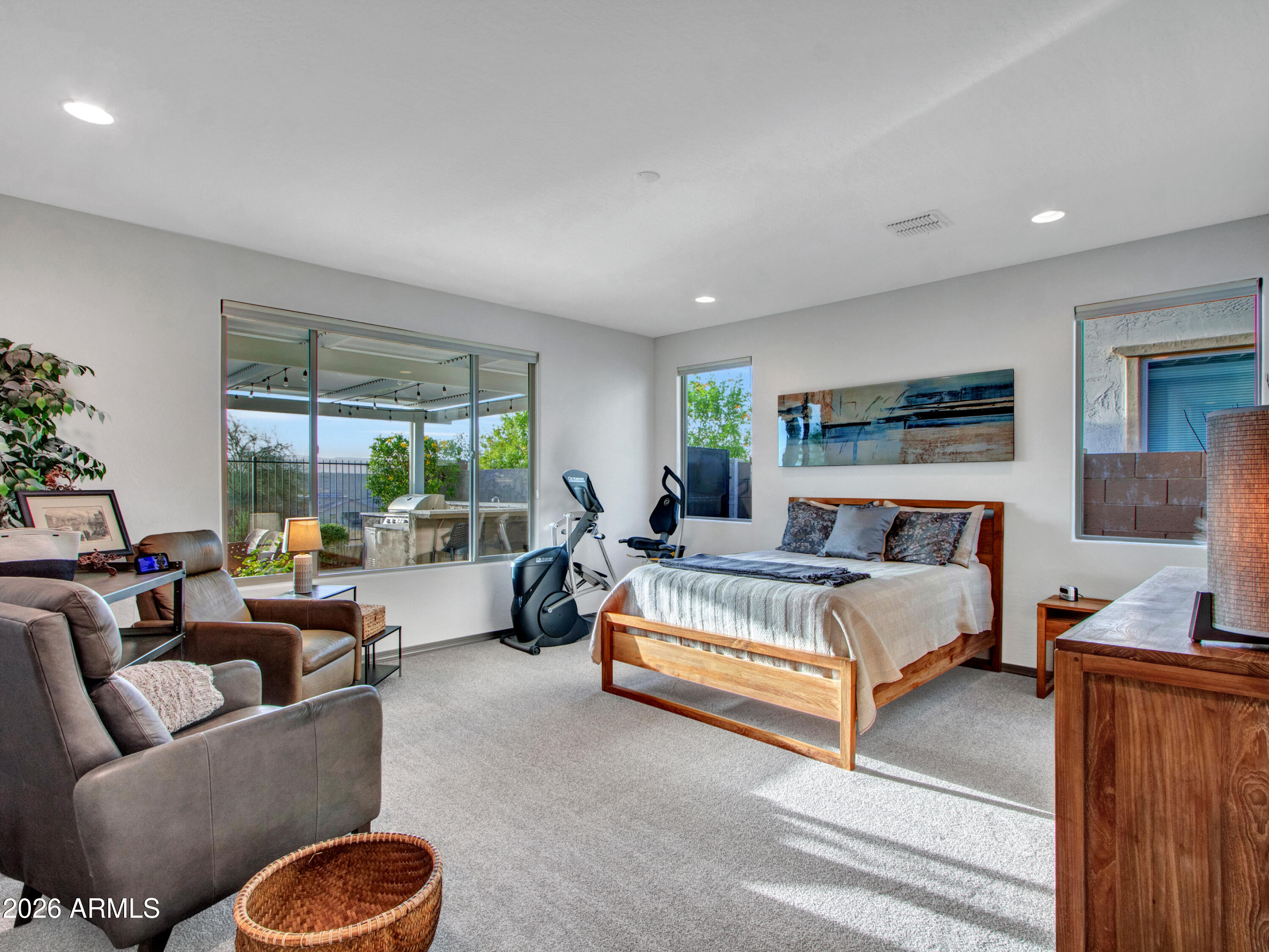 CIRCLE MOUNTAIN RANCH - Residential