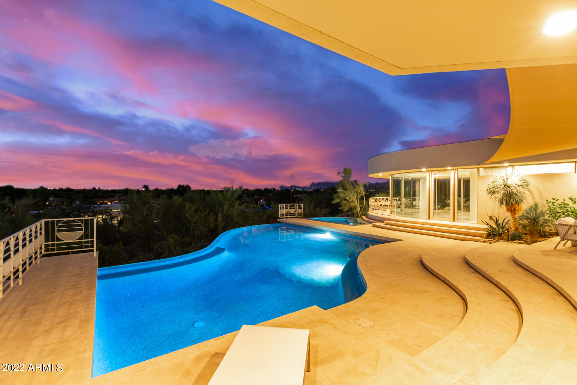 TURQUOISE HILLS - Residential
