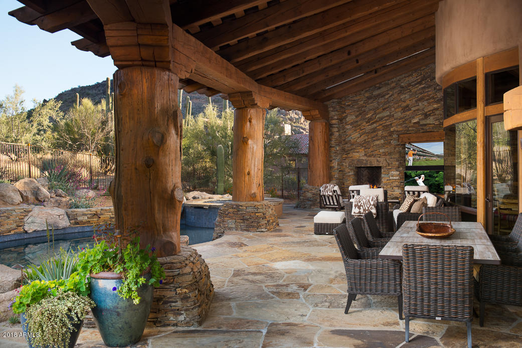 ESTANCIA - Residential