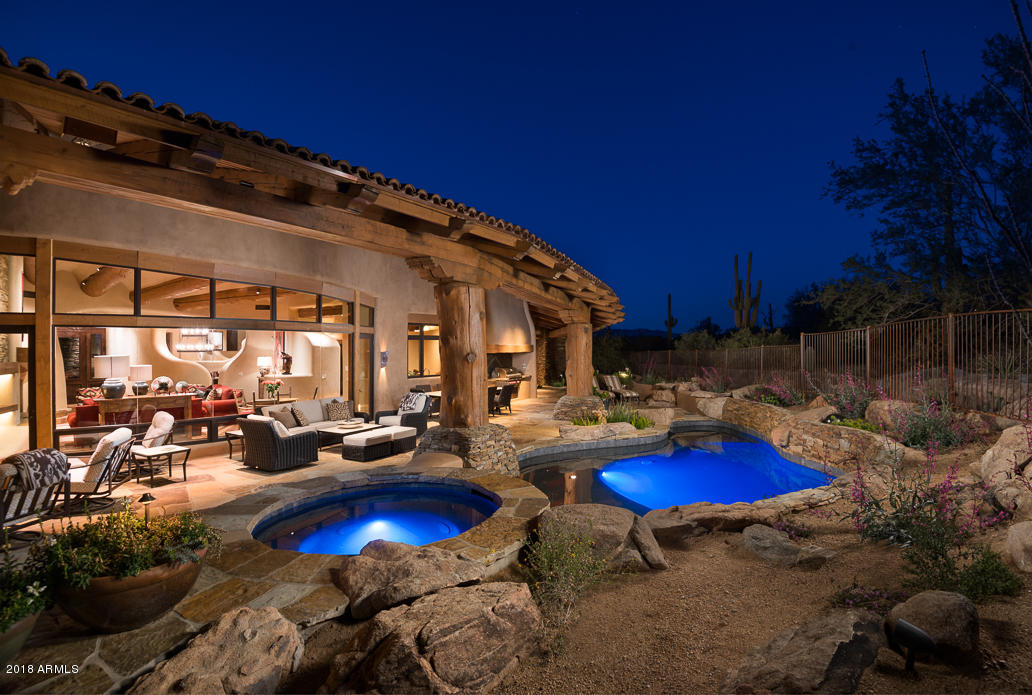 ESTANCIA - Residential
