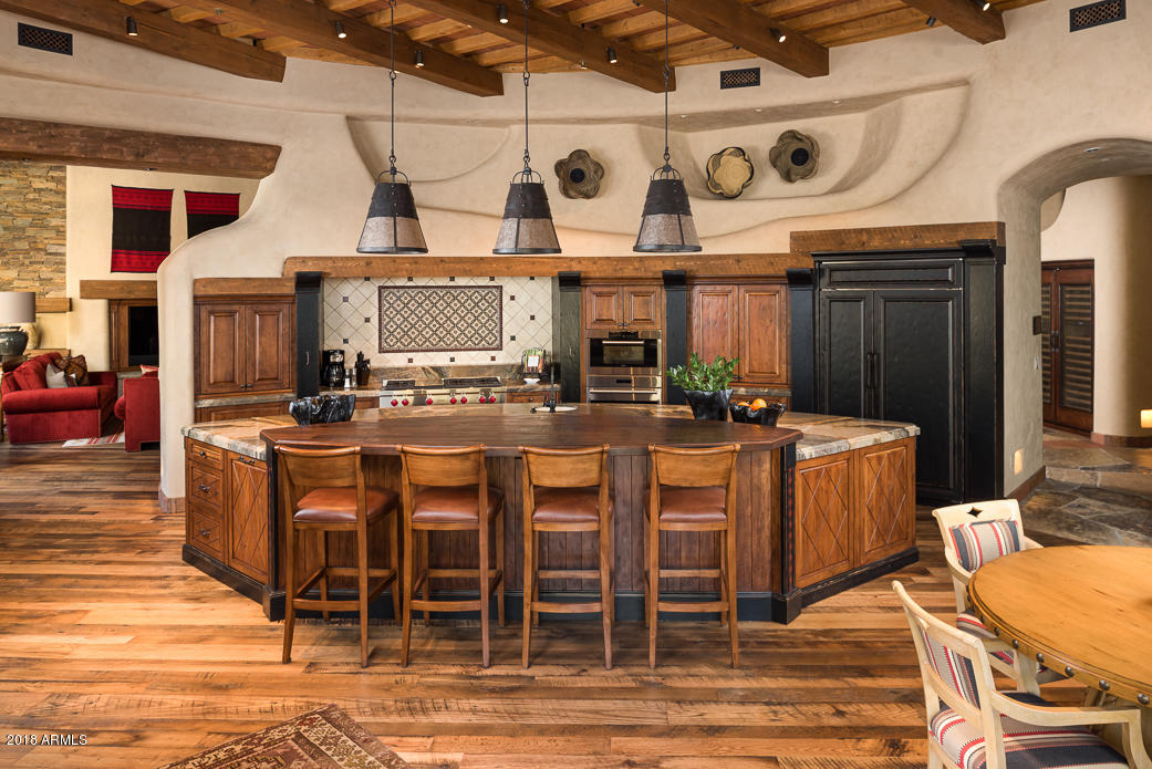 ESTANCIA - Residential