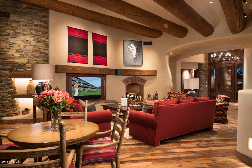 ESTANCIA - Residential