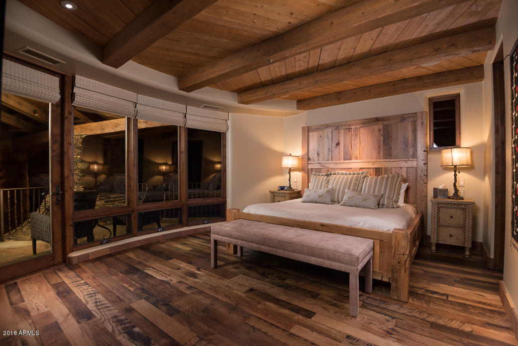 ESTANCIA - Residential