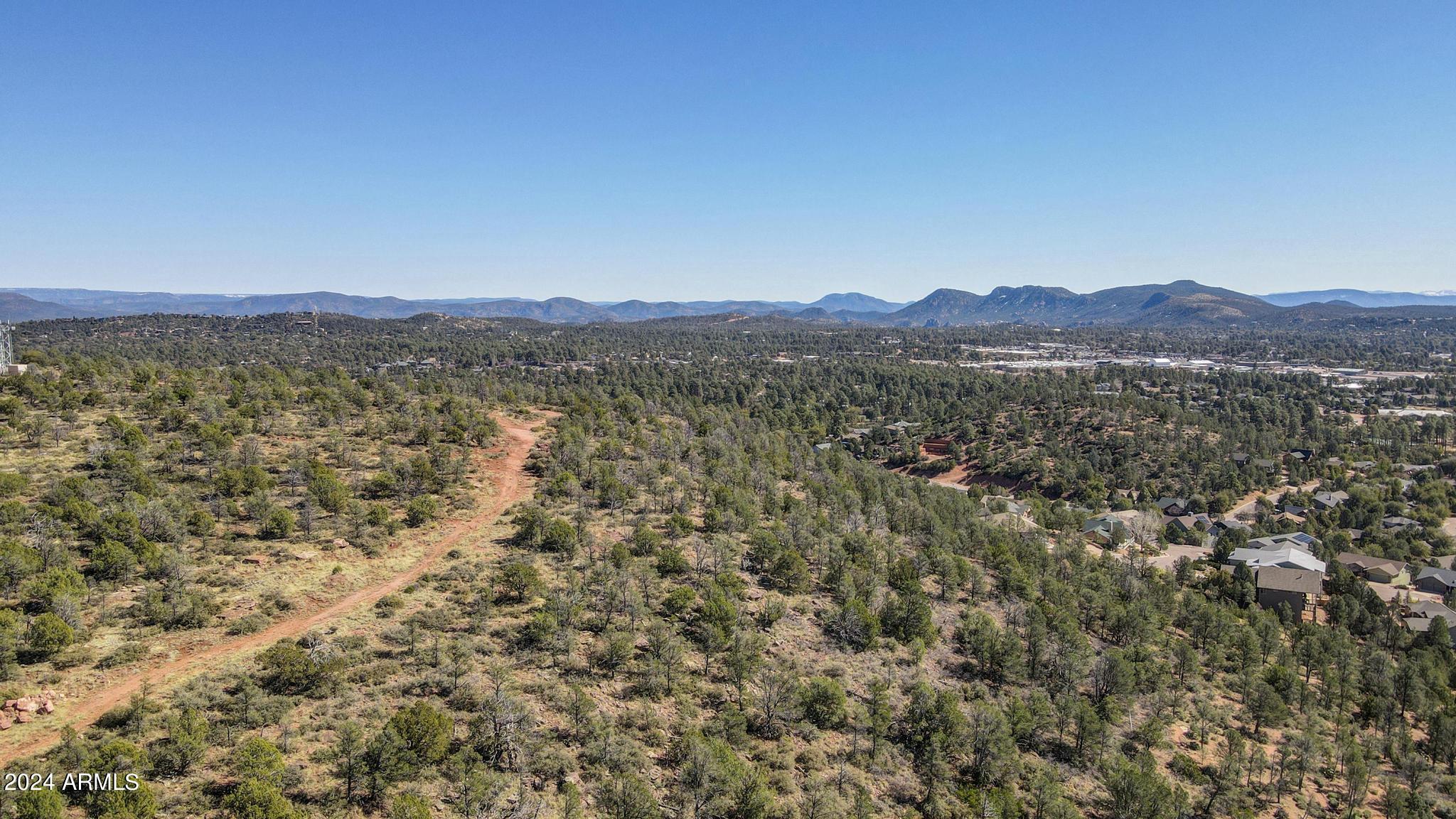 FALCON LOOKOUT - Land