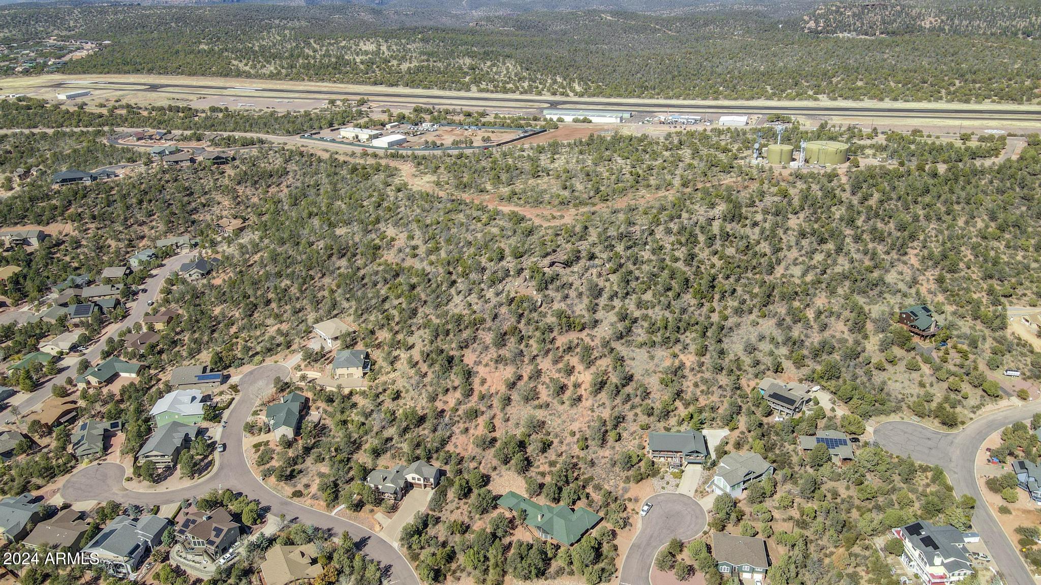FALCON LOOKOUT - Land