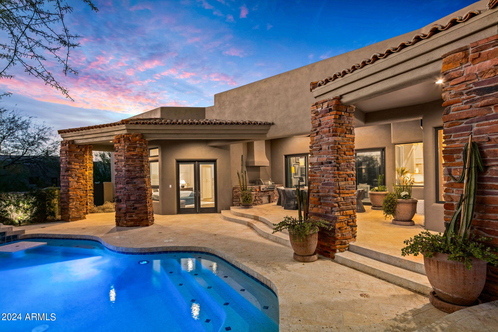 DC RANCH - Residential