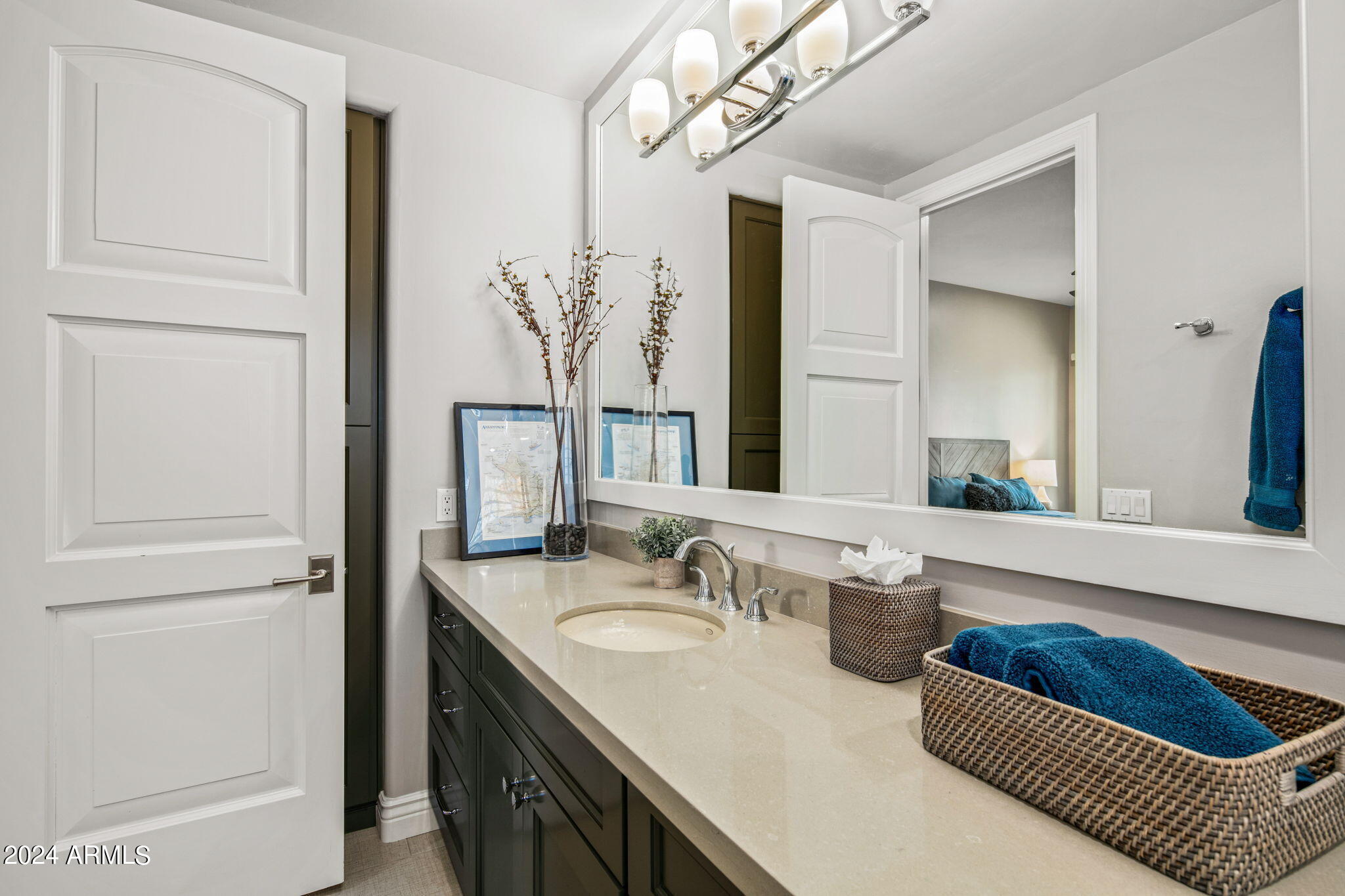 DC RANCH - Residential