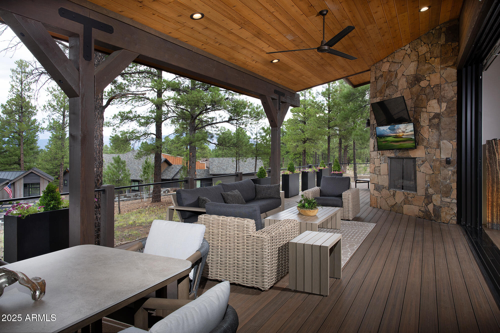 PINE CANYON - Residential