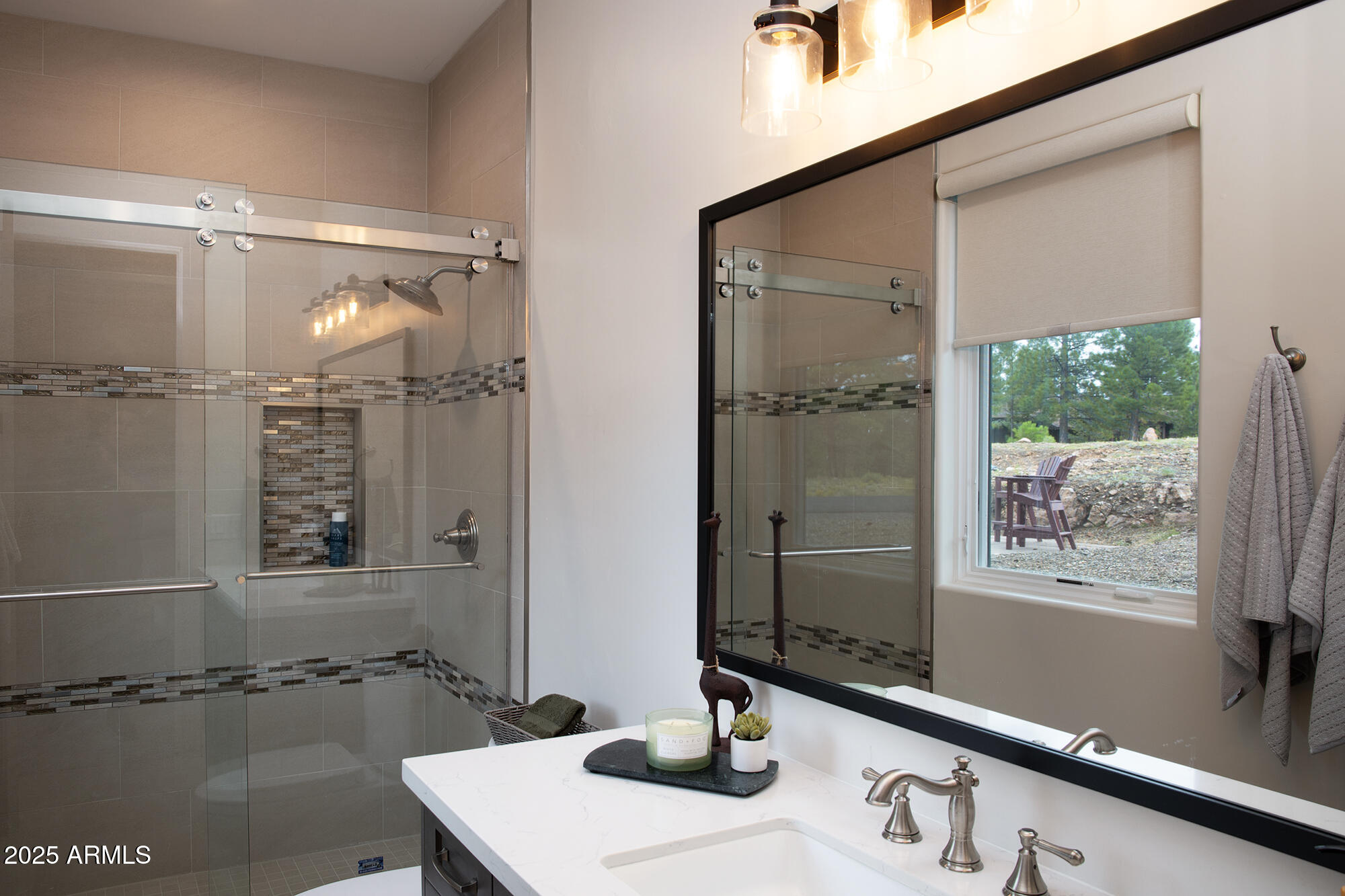 PINE CANYON - Residential