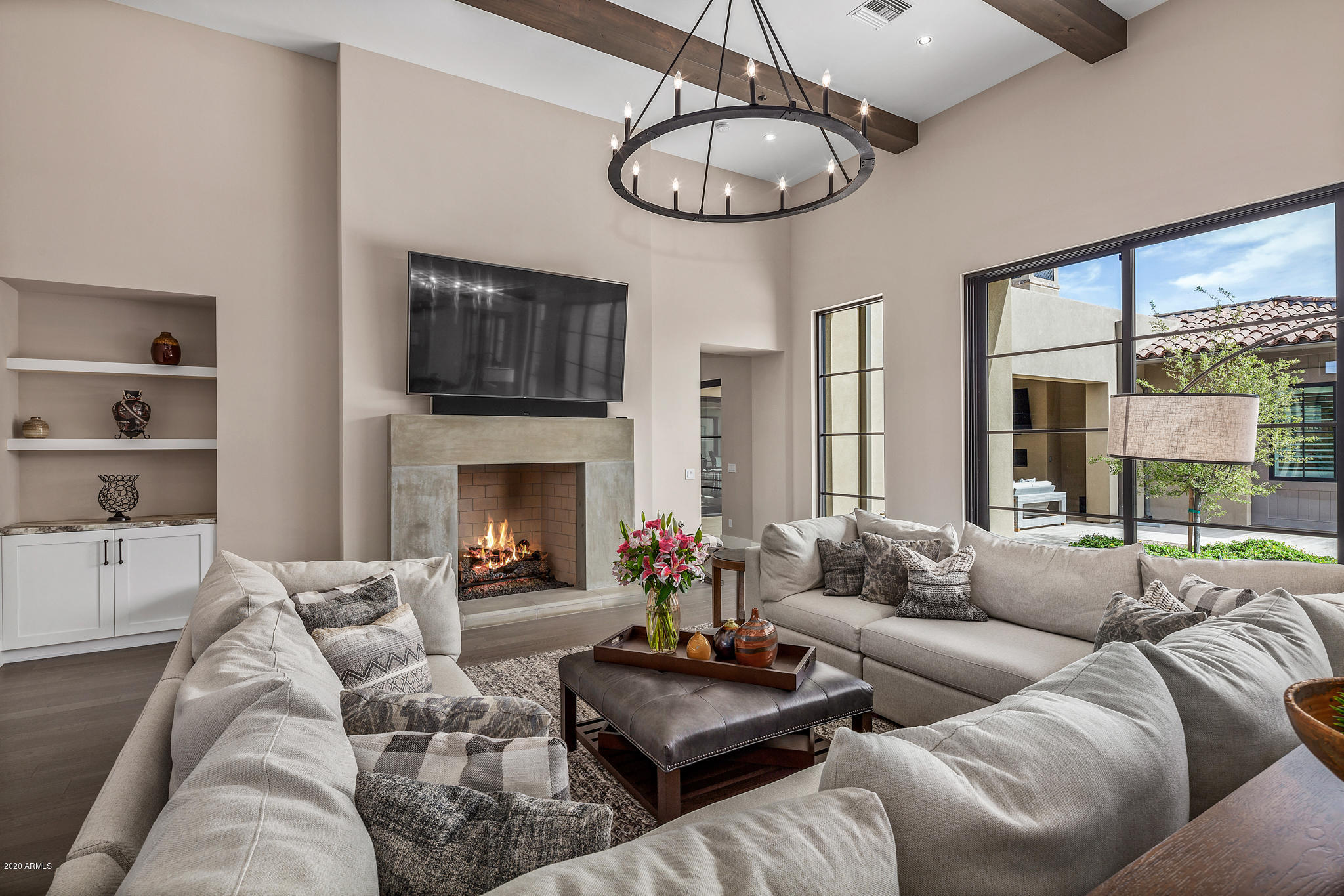 WHITE HORSE - Residential
