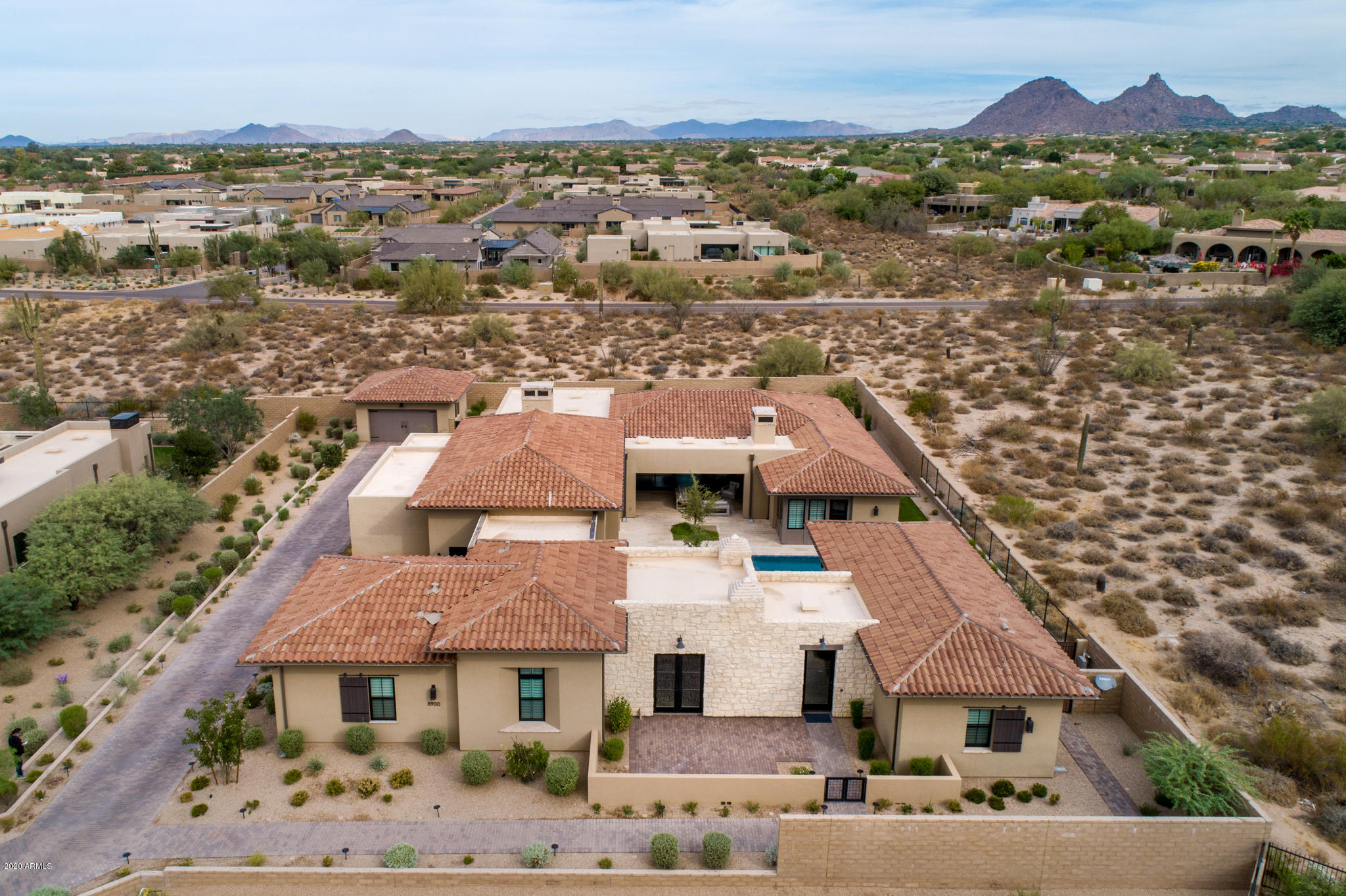 WHITE HORSE - Residential