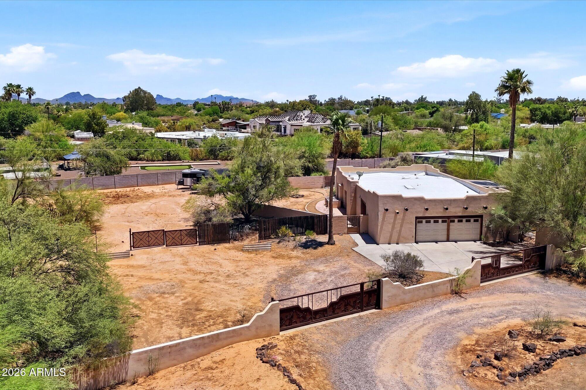 SUNDOWN RANCHOS - Residential