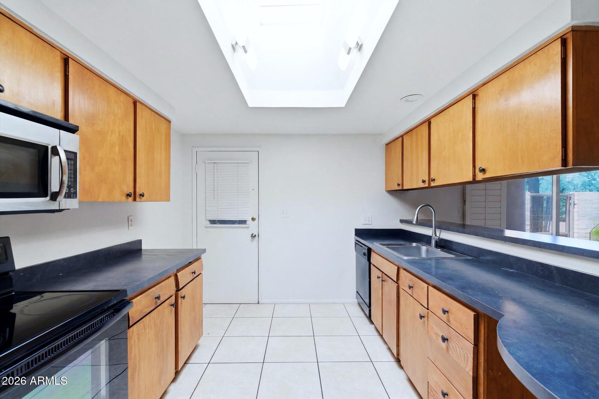 SUNDOWN RANCHOS - Residential