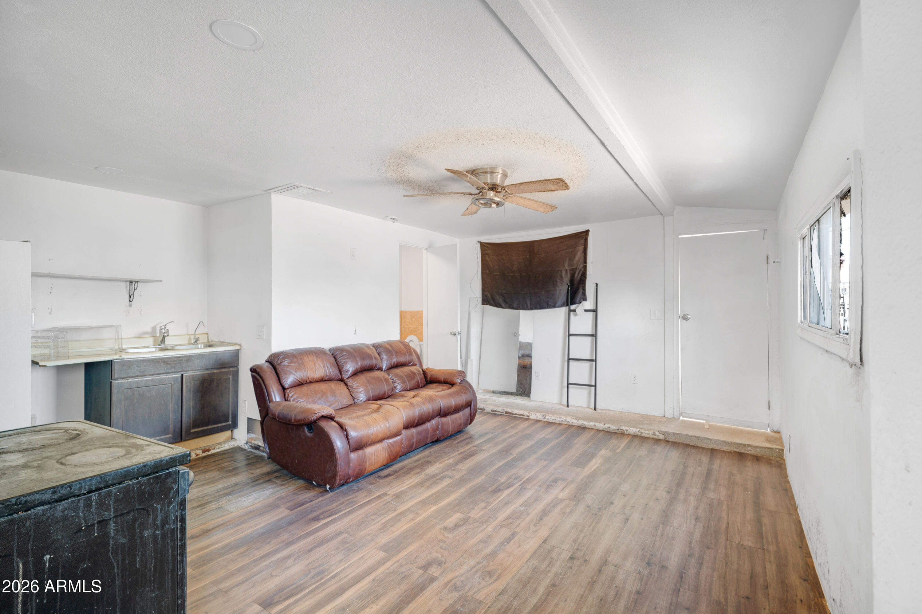MARYVALE TERRACE 18 LTS 5712-5807#6052-6089 - Residential