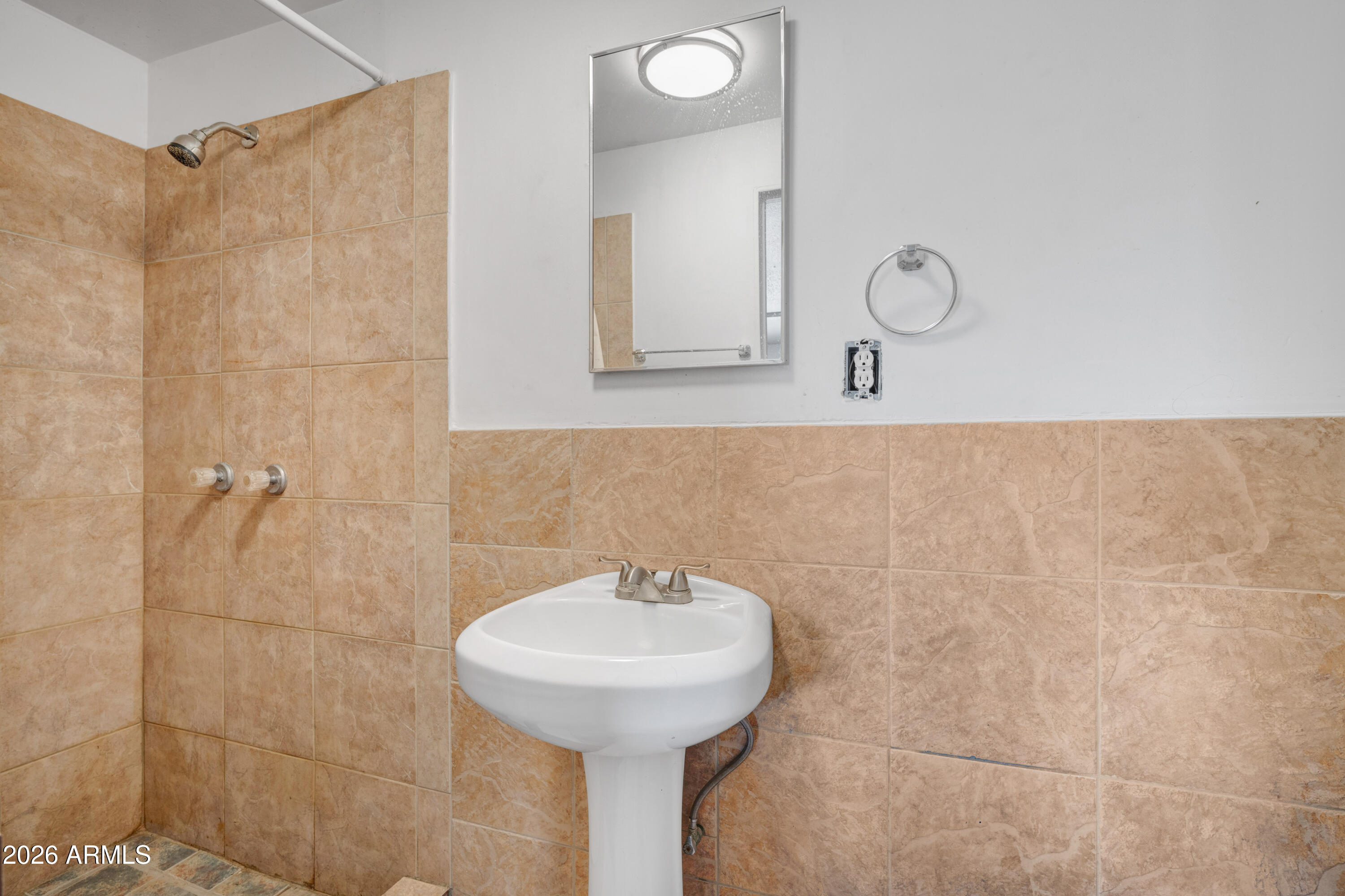 MARYVALE TERRACE 18 LTS 5712-5807#6052-6089 - Residential